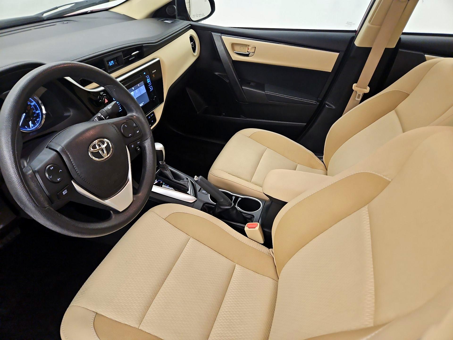 Thumbnail: 2017 Toyota Corolla - 11