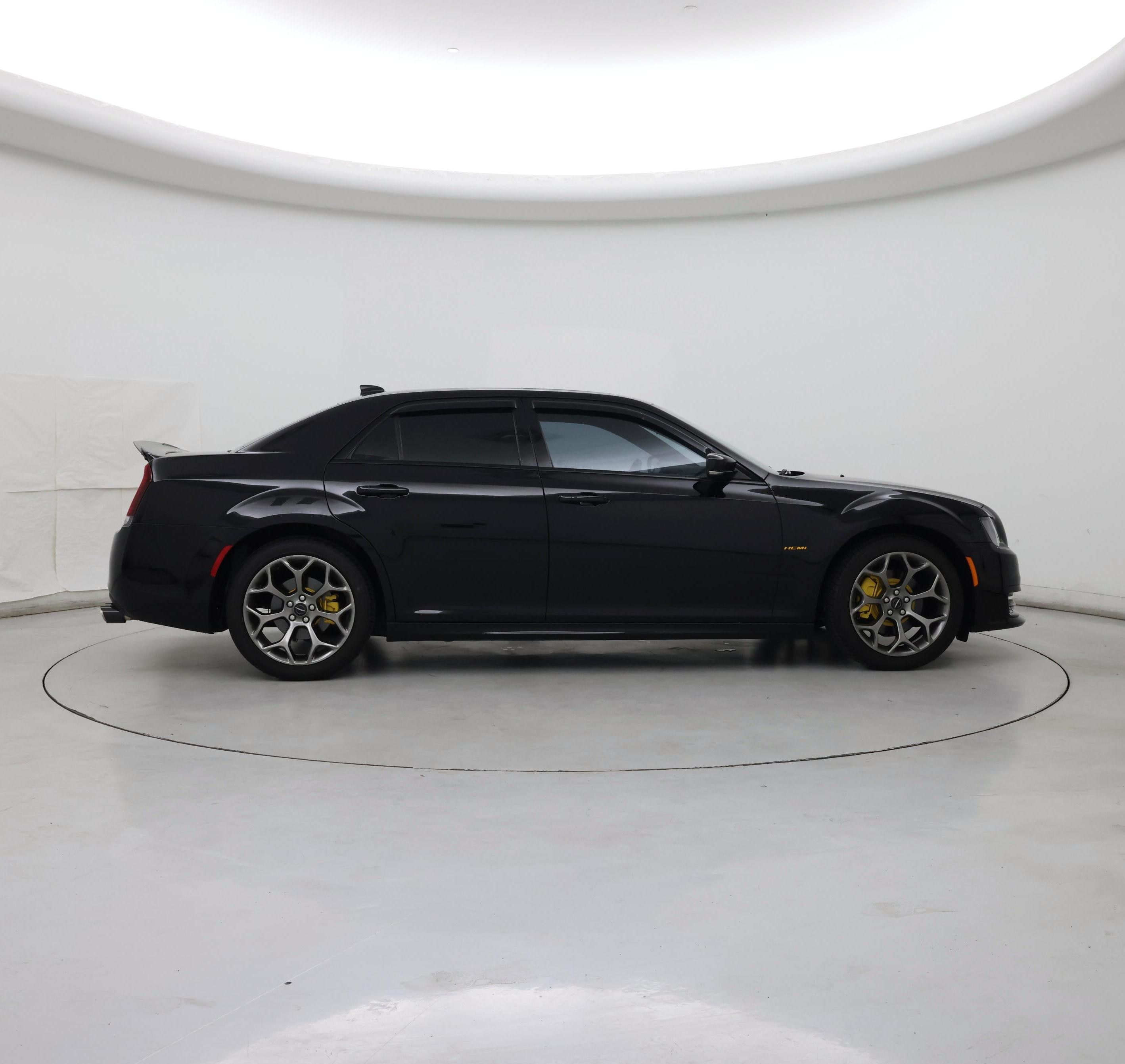 Thumbnail: 2018 Chrysler 300 - 7