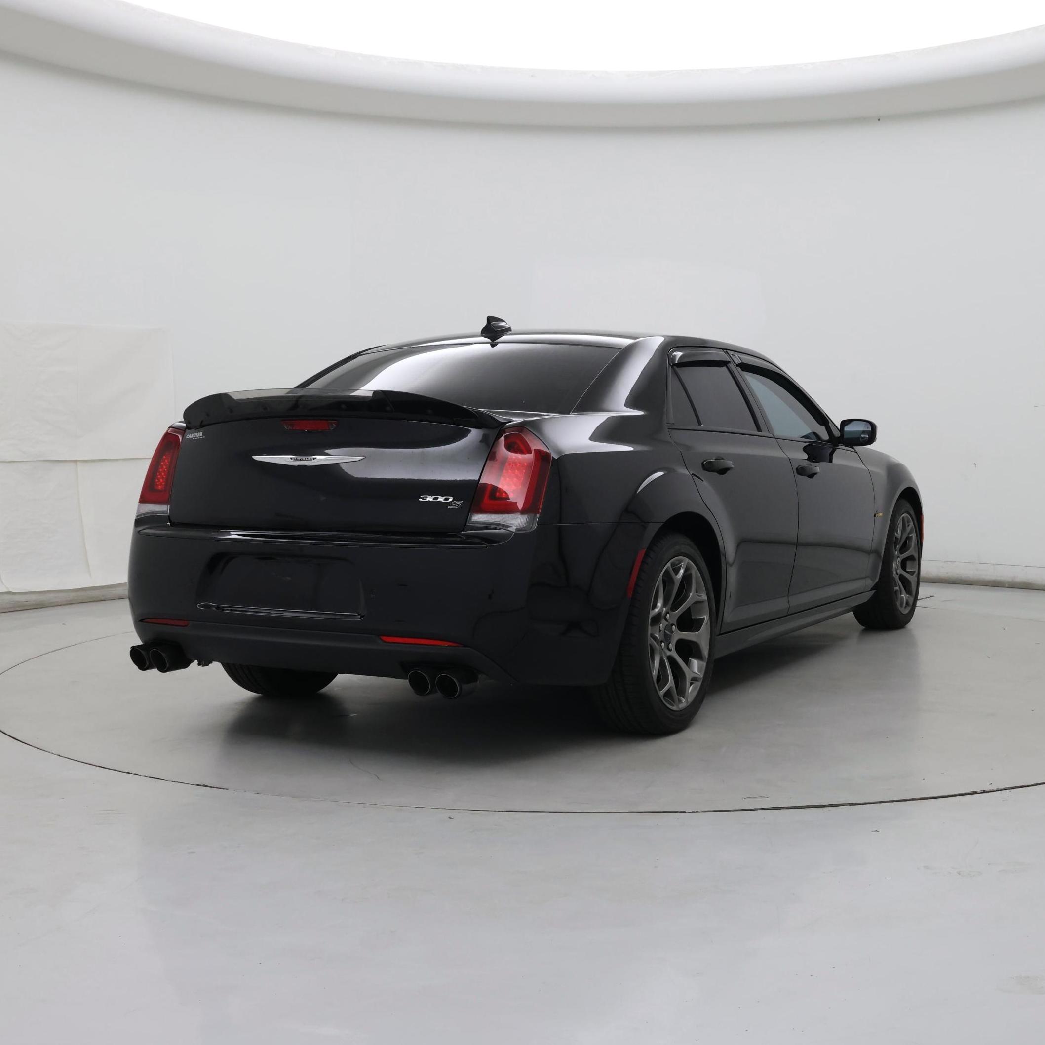 Thumbnail: 2018 Chrysler 300 - 8