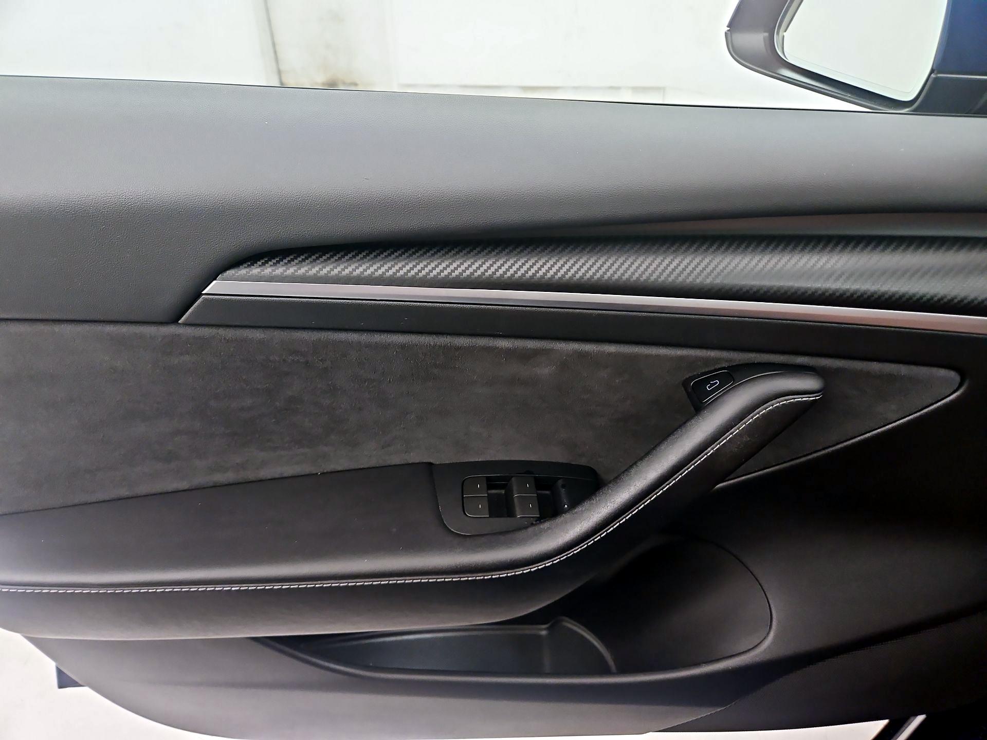 Thumbnail: 2023 Tesla Model 3 - 12