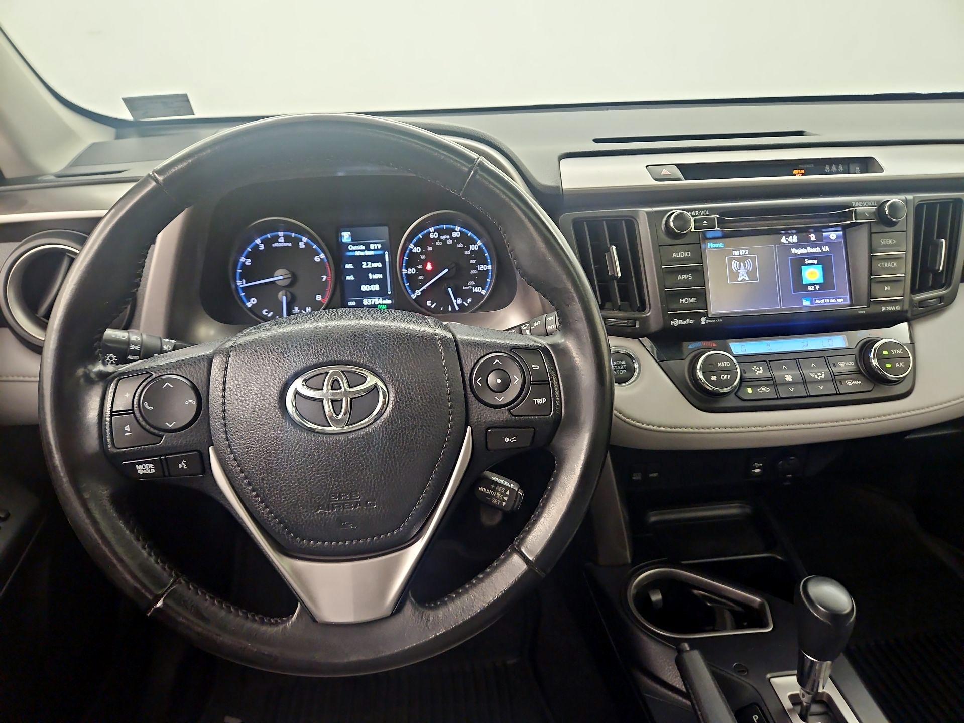 Thumbnail: 2018 Toyota RAV4 - 9