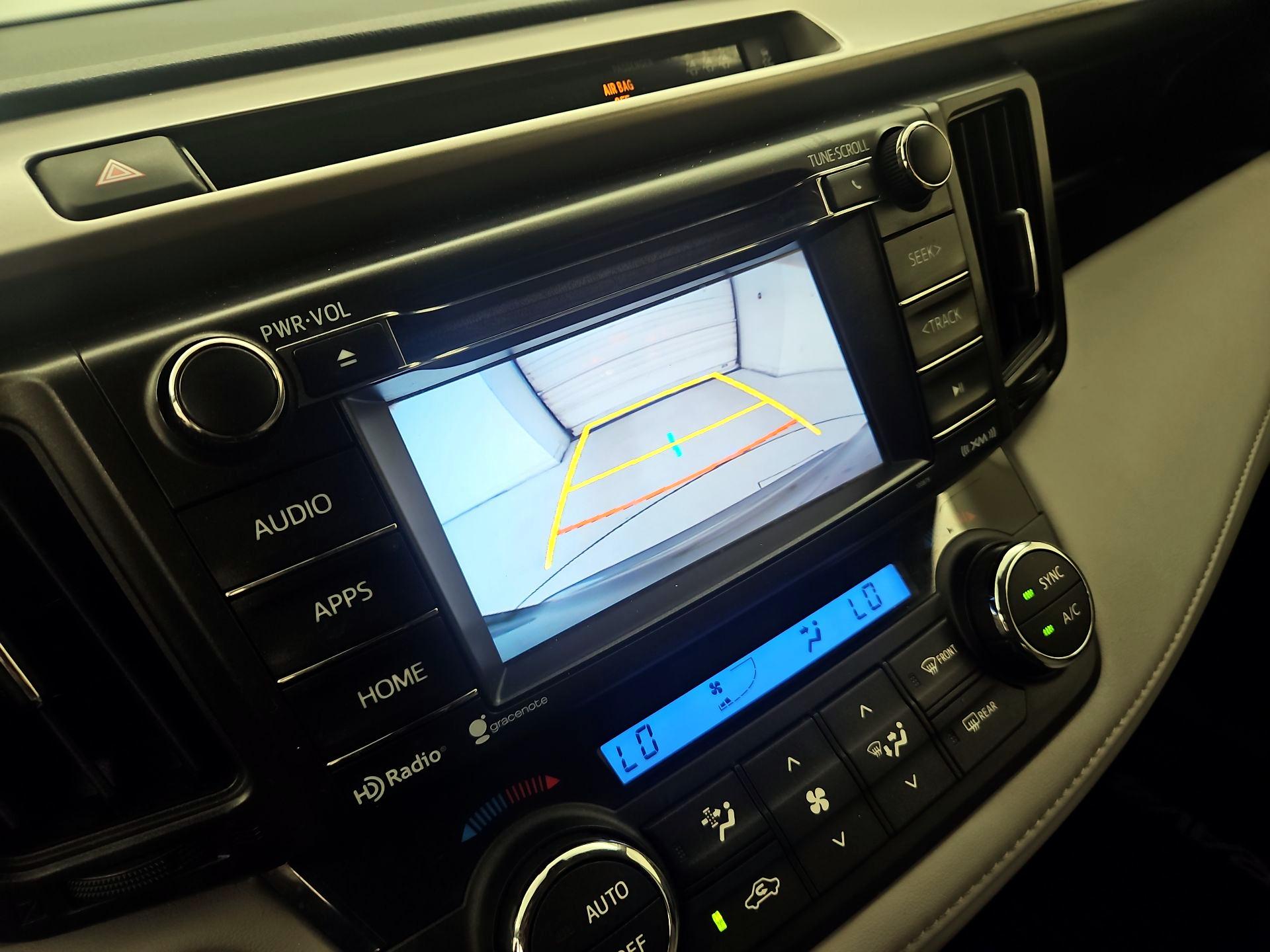 Thumbnail: 2018 Toyota RAV4 - 14