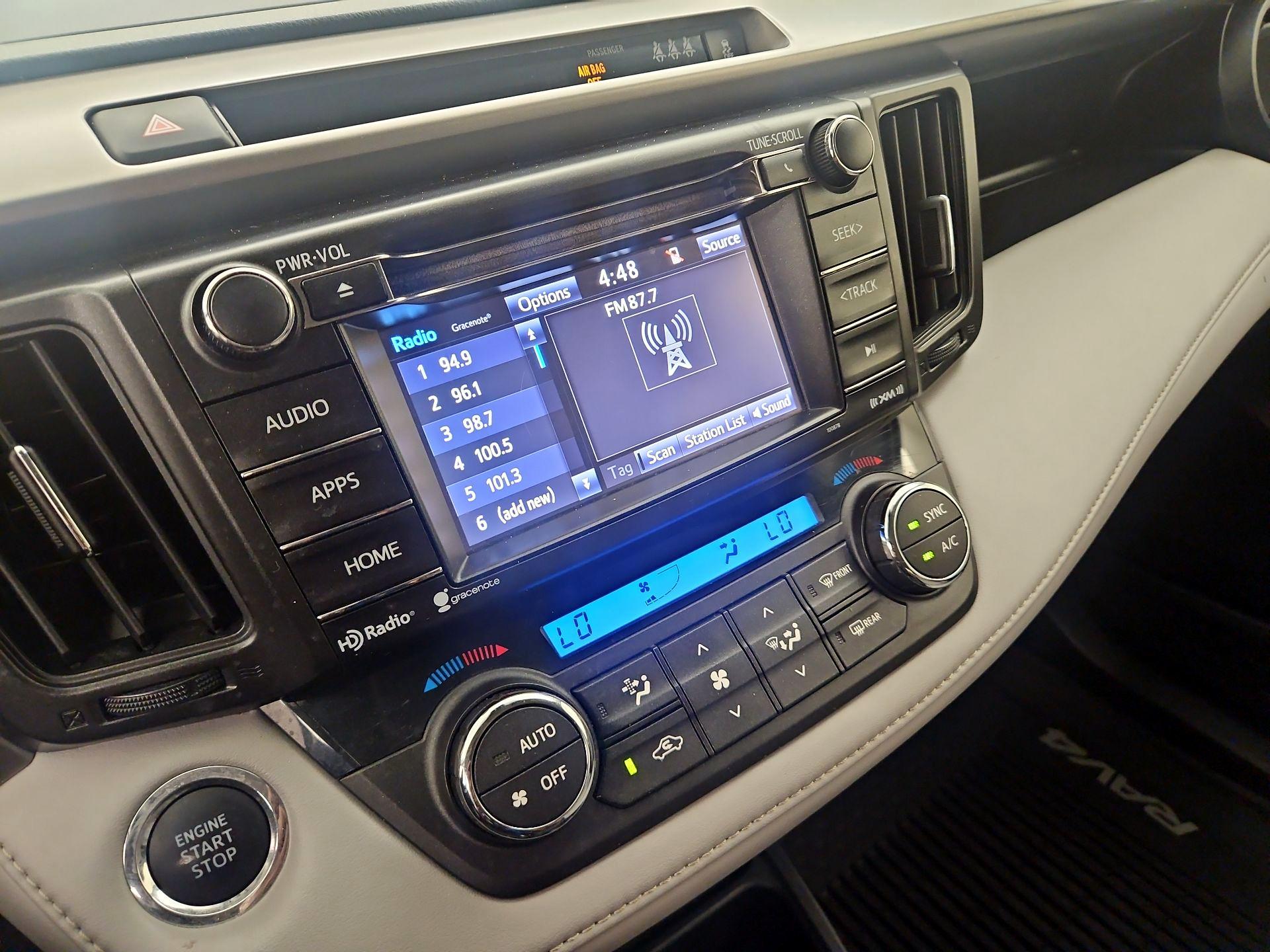 Thumbnail: 2018 Toyota RAV4 - 15