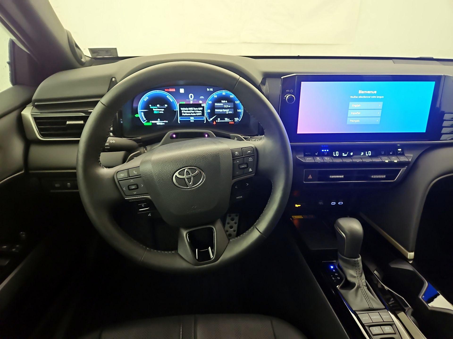 Thumbnail: 2025 Toyota Camry - 10