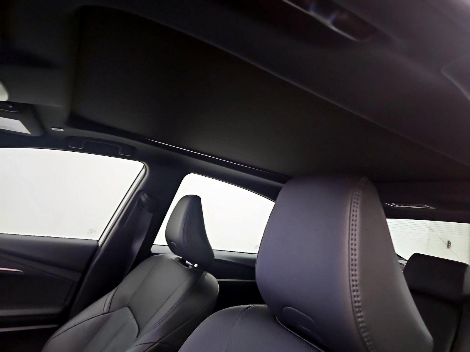 2025 Toyota Camry XSE - Photo 20