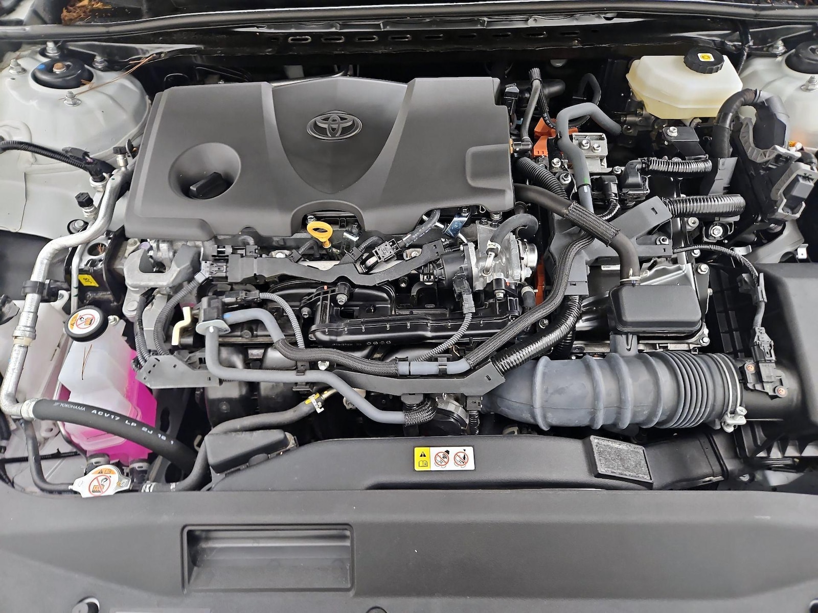 2025 Toyota Camry XSE - Photo 23