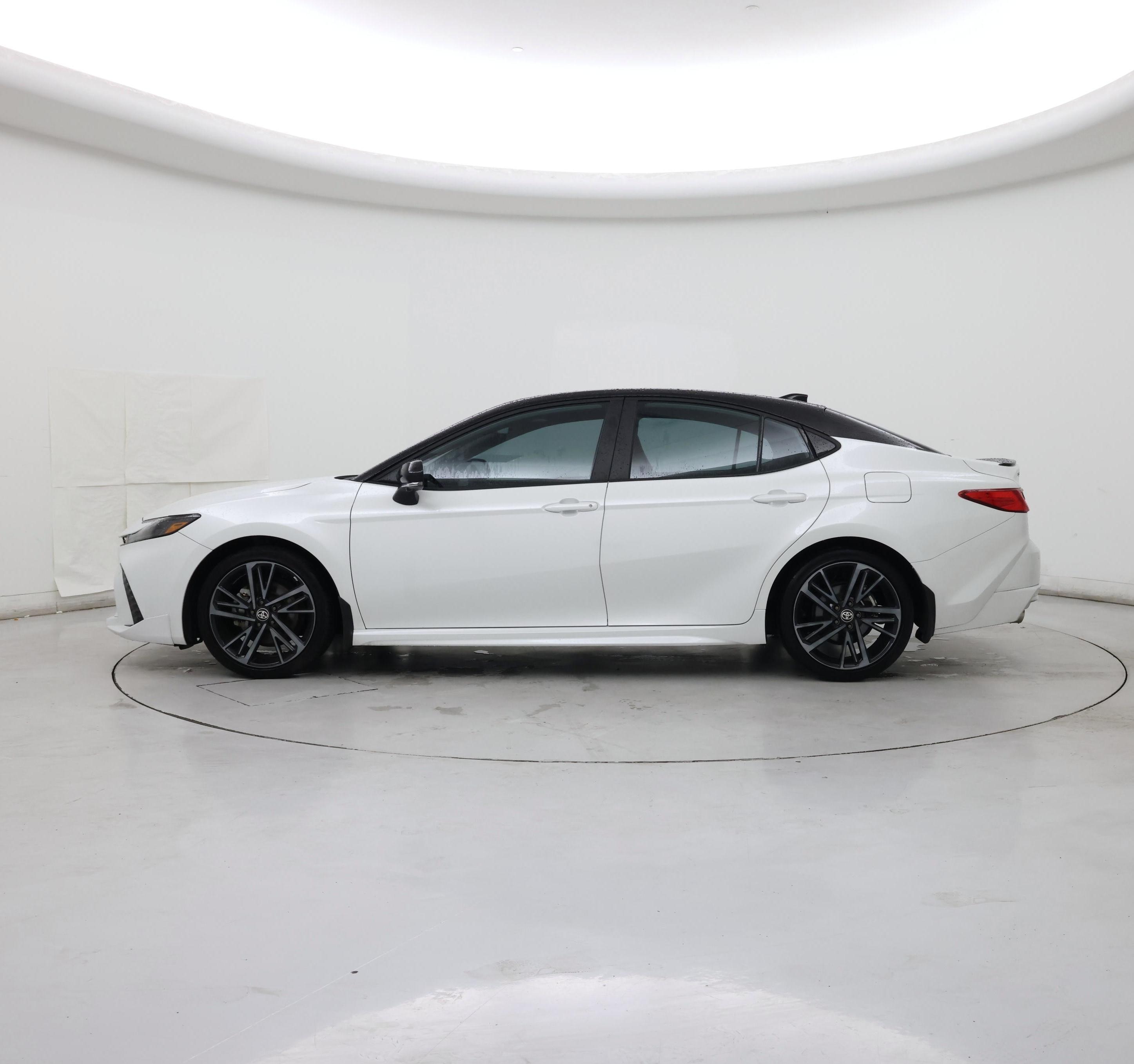 Thumbnail: 2025 Toyota Camry - 3