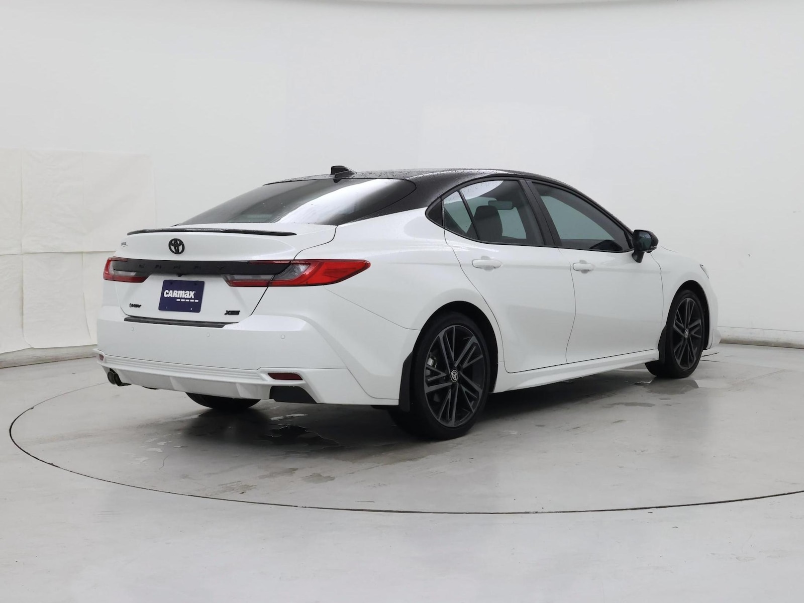2025 Toyota Camry XSE - Photo 9