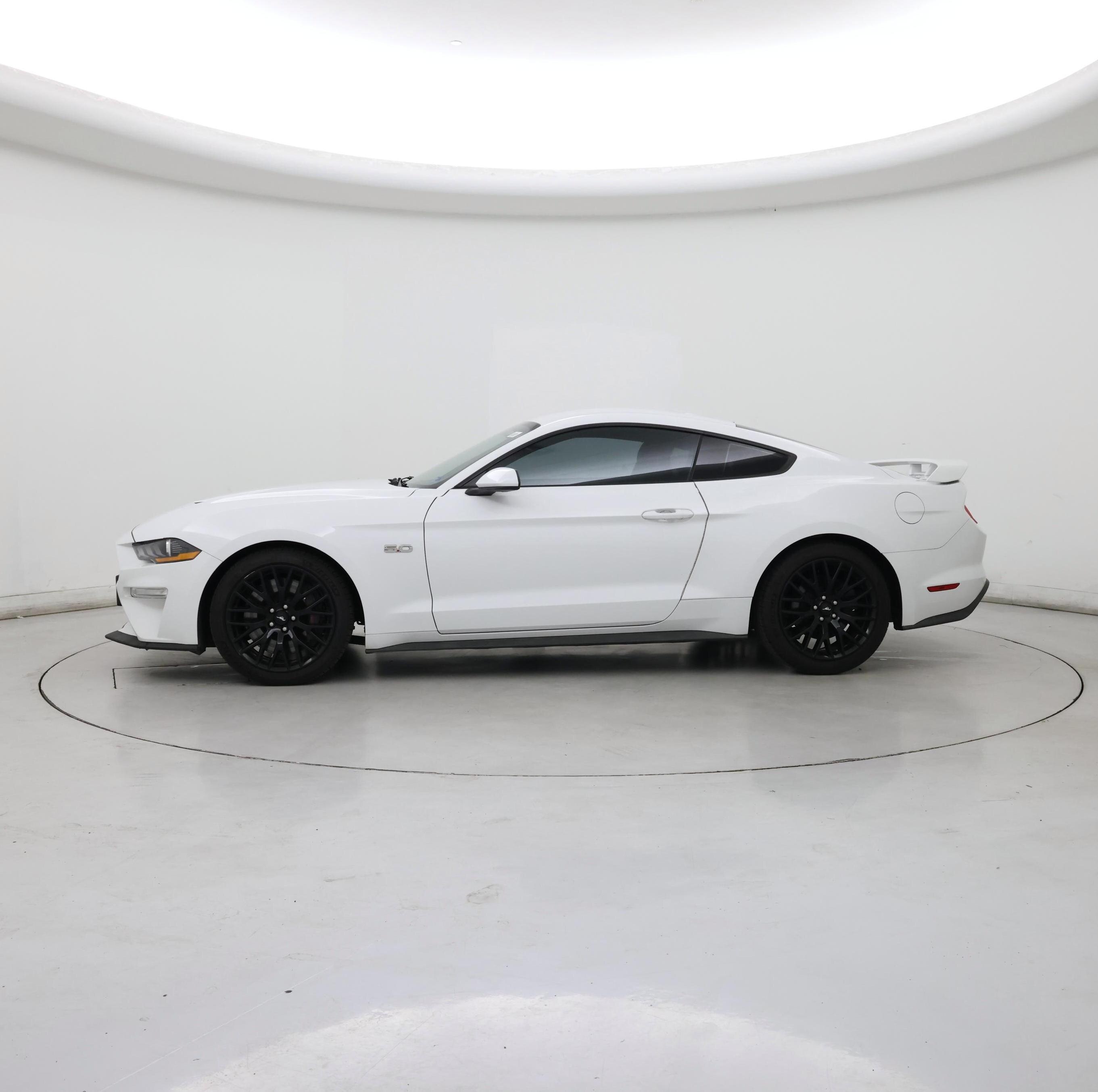 Thumbnail: 2018 Ford Mustang - 3
