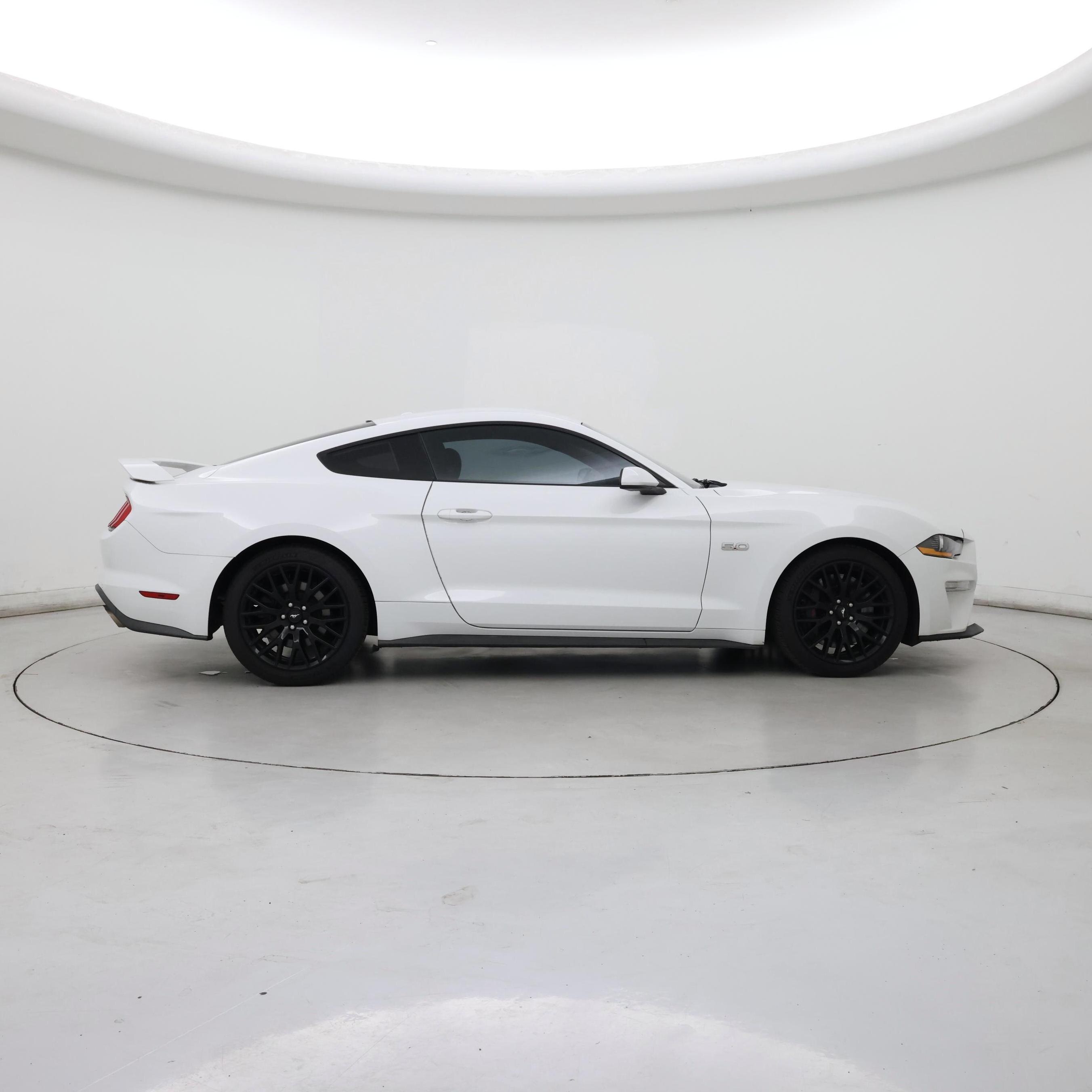 Thumbnail: 2018 Ford Mustang - 7