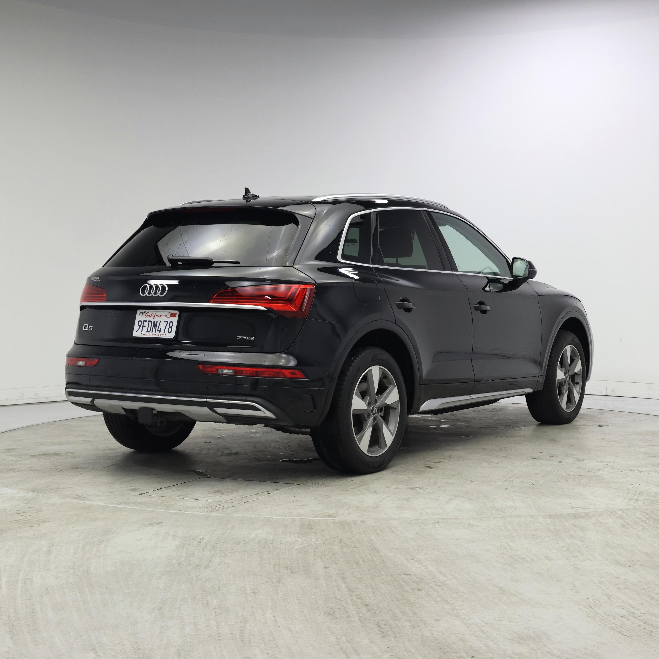 Thumbnail: 2023 Audi Q5 - 8