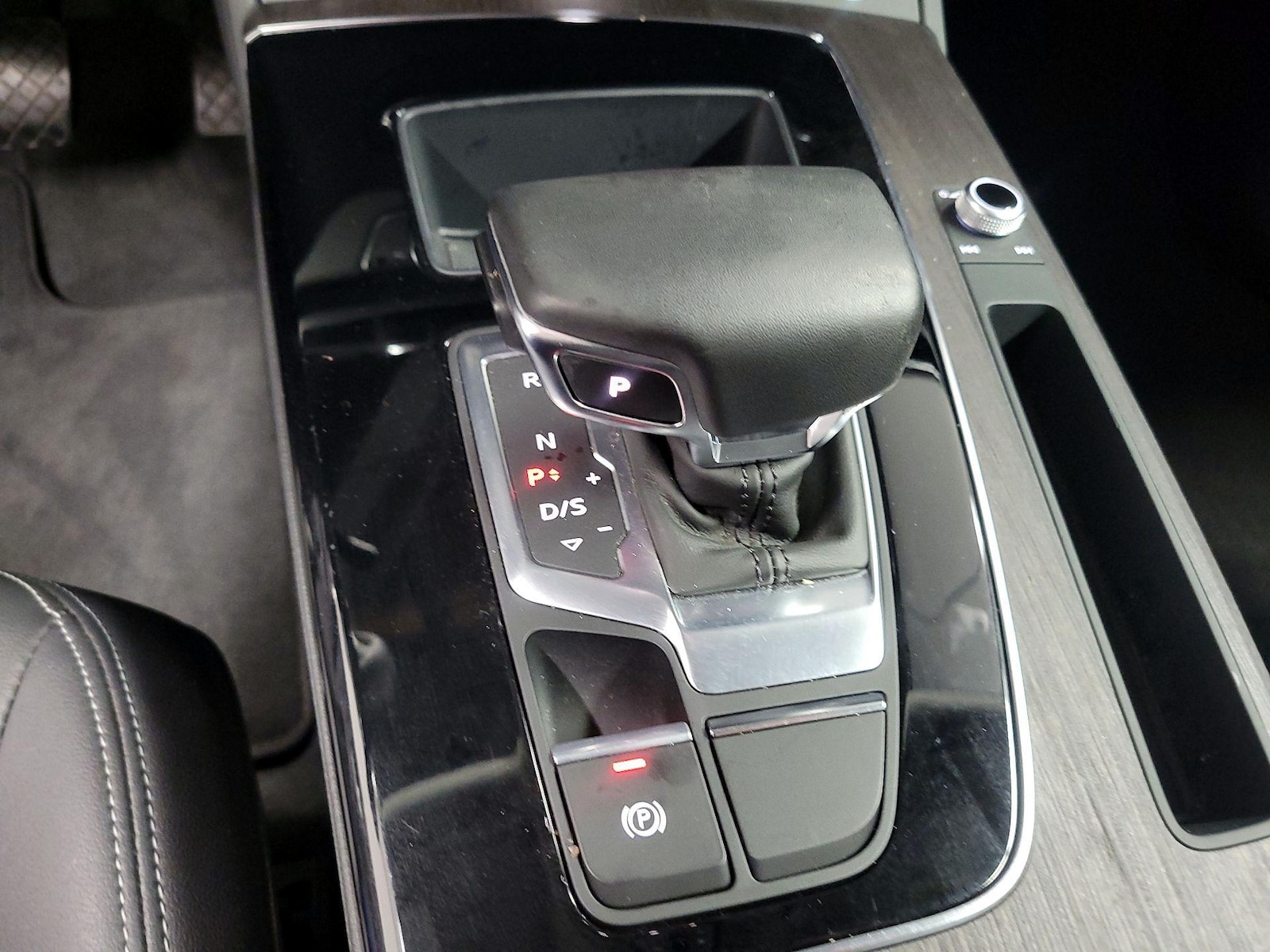 2023 Audi Q5 Premium - Photo 16