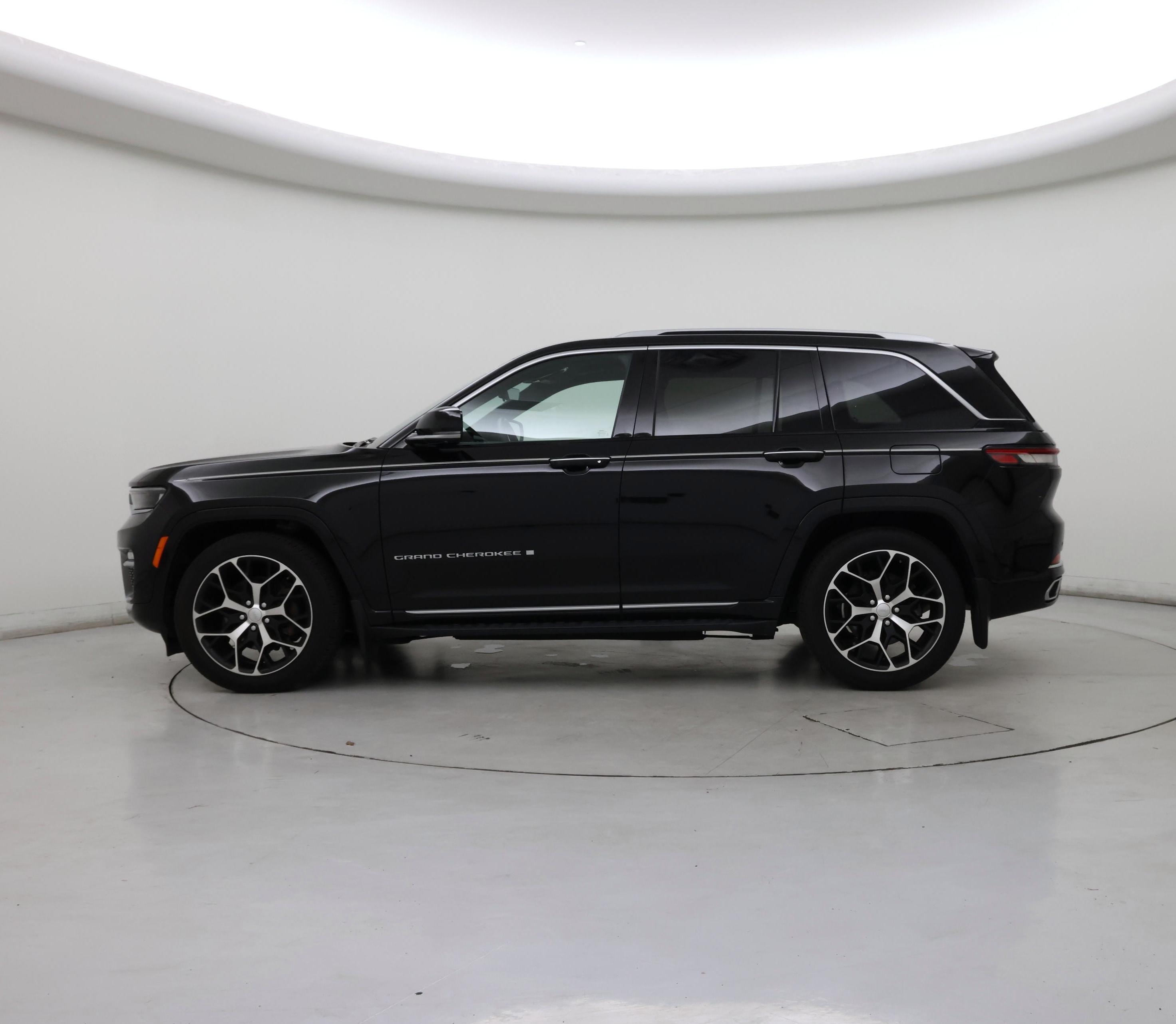 Thumbnail: 2022 Jeep Grand Cherokee - 3