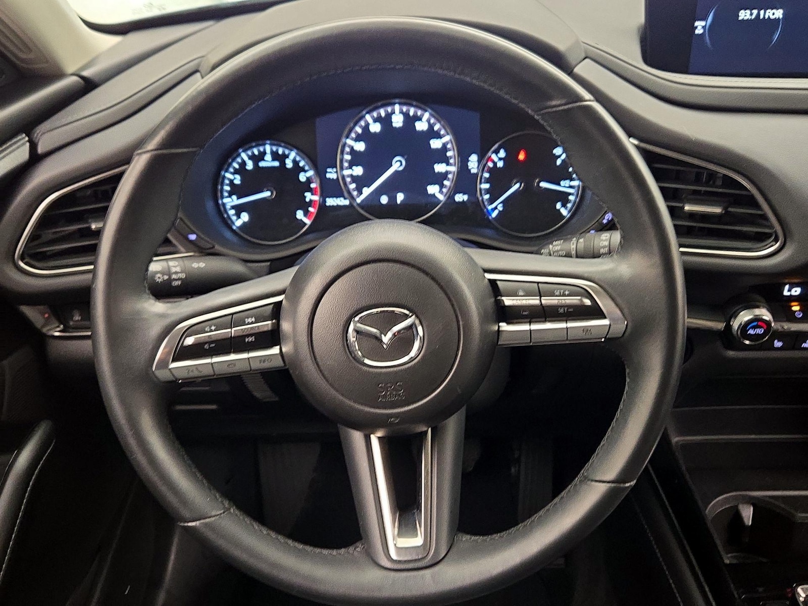 2023 Mazda CX-30 Preferred - Photo 11