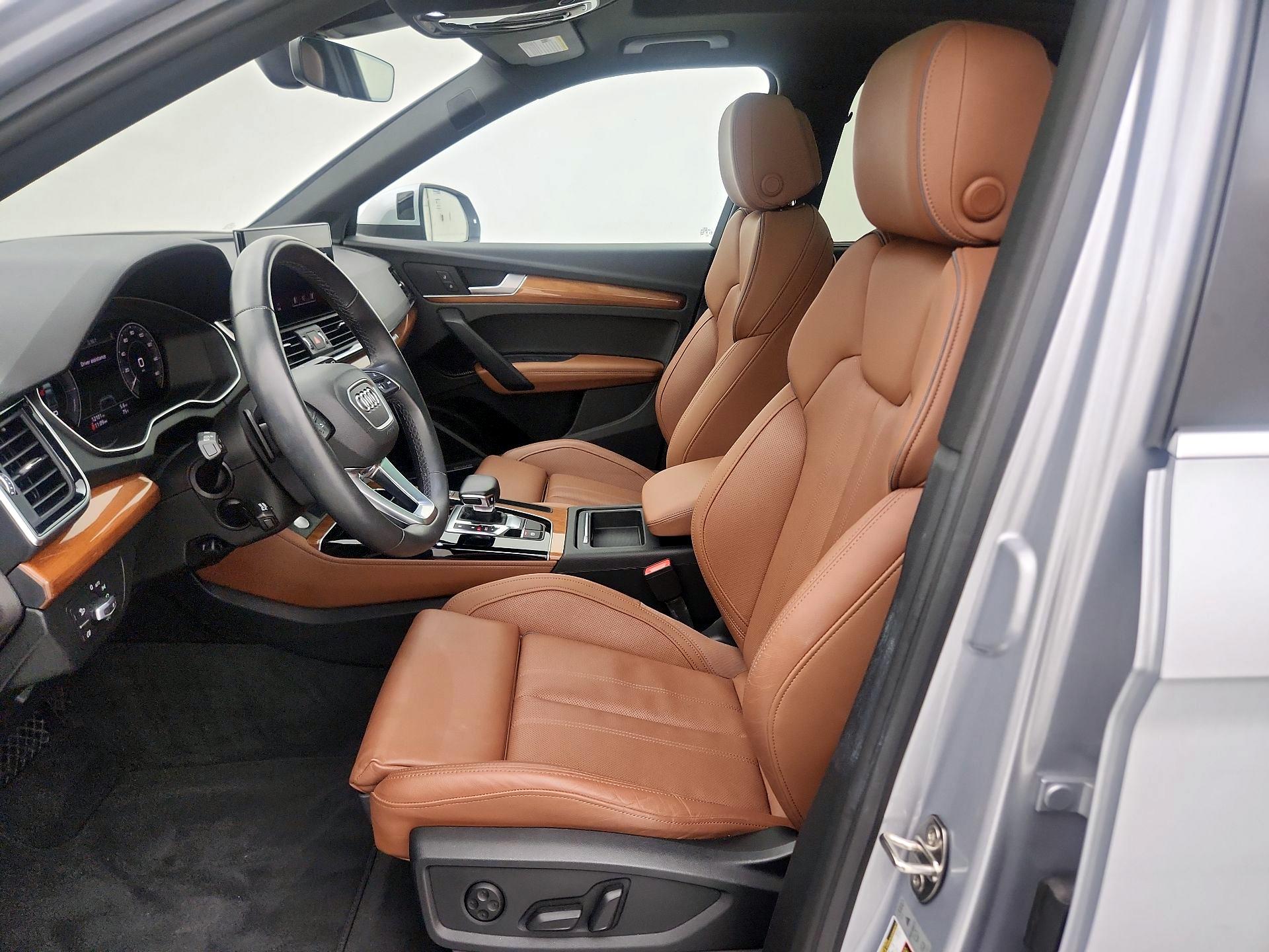 Thumbnail: 2022 Audi Q5 - 11