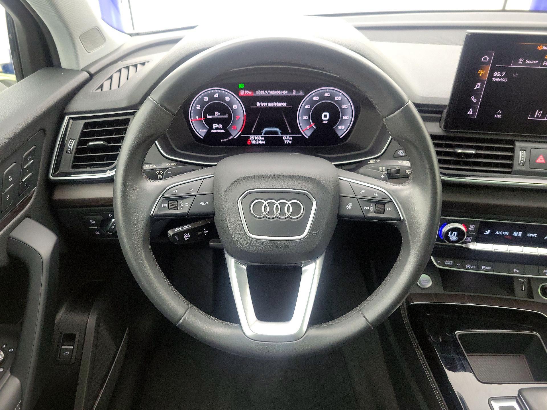 Thumbnail: 2023 Audi Q5 - 10