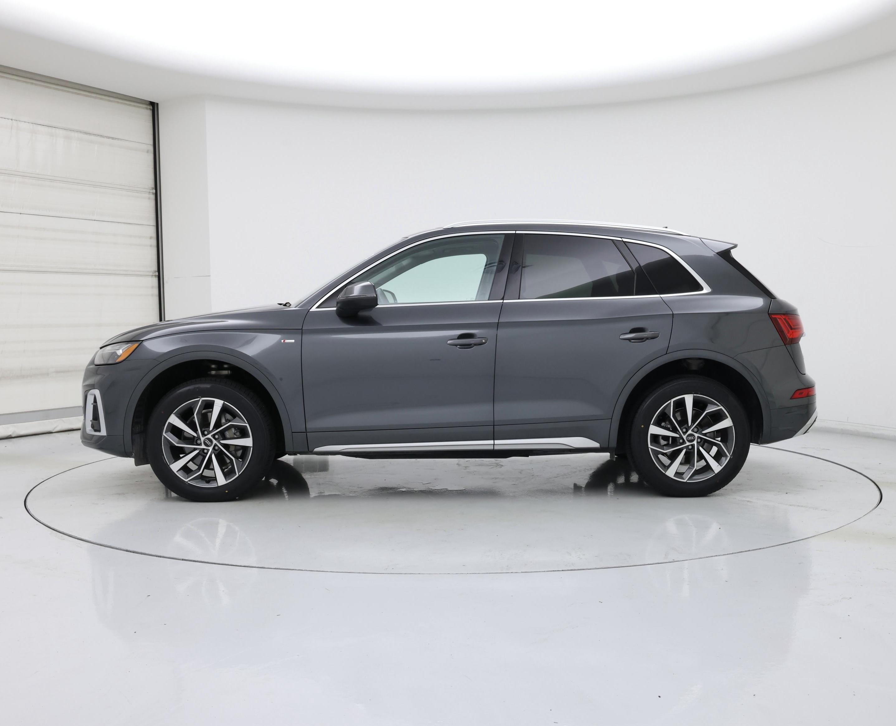 Thumbnail: 2023 Audi Q5 - 3