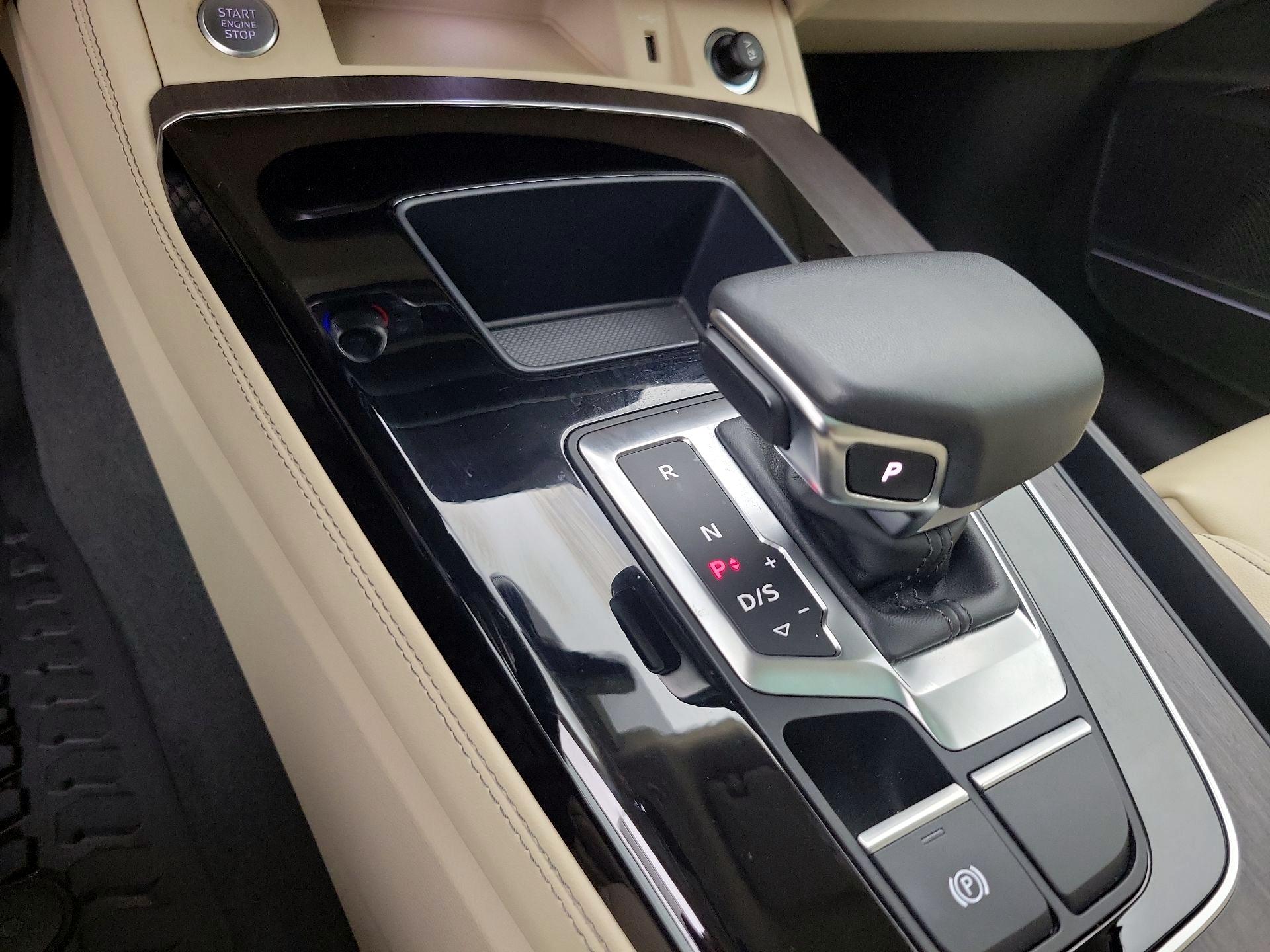 Thumbnail: 2023 Audi Q5 - 17