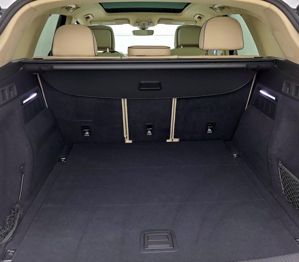 Trunk/Cargo (Seats Up)