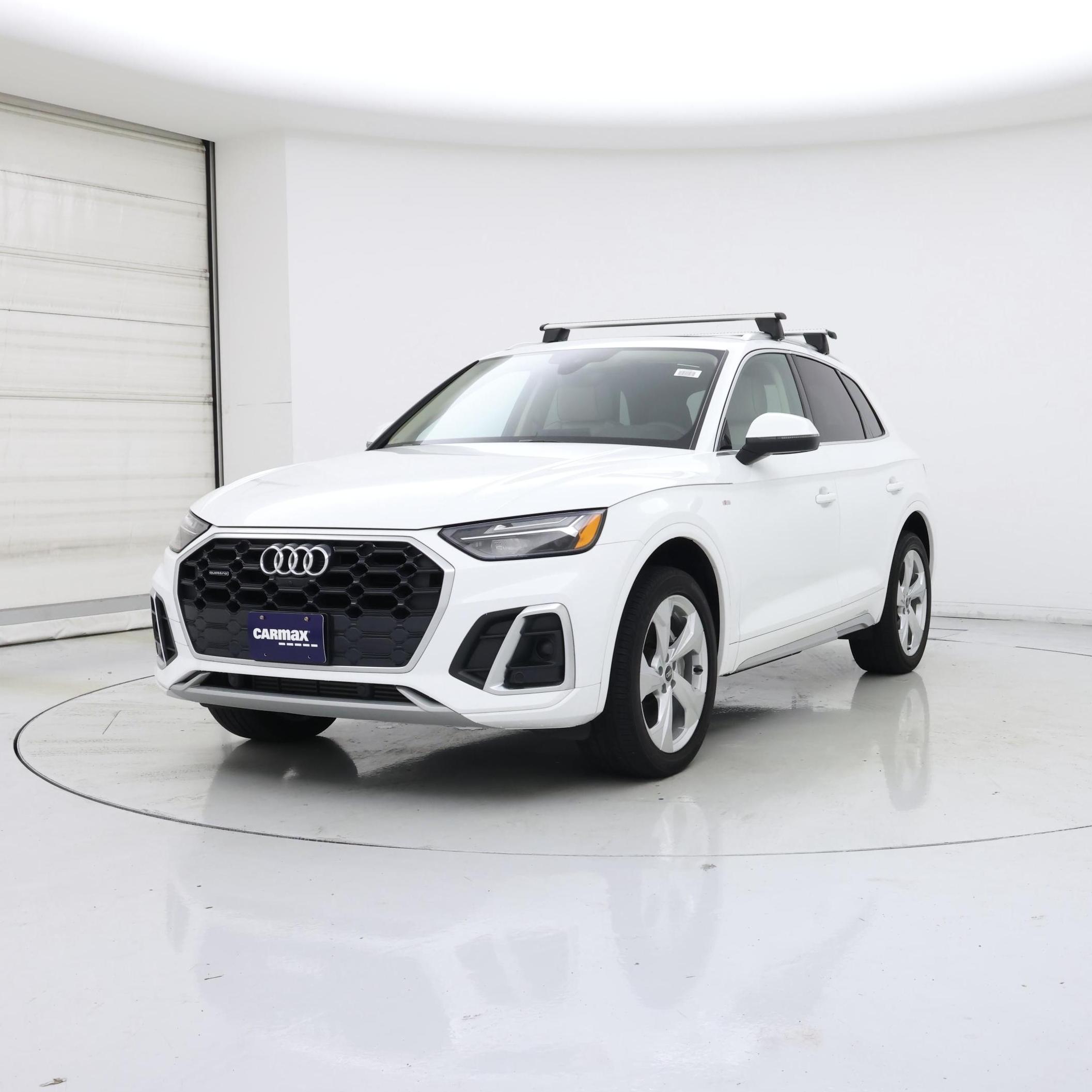 Thumbnail: 2023 Audi Q5 - 4