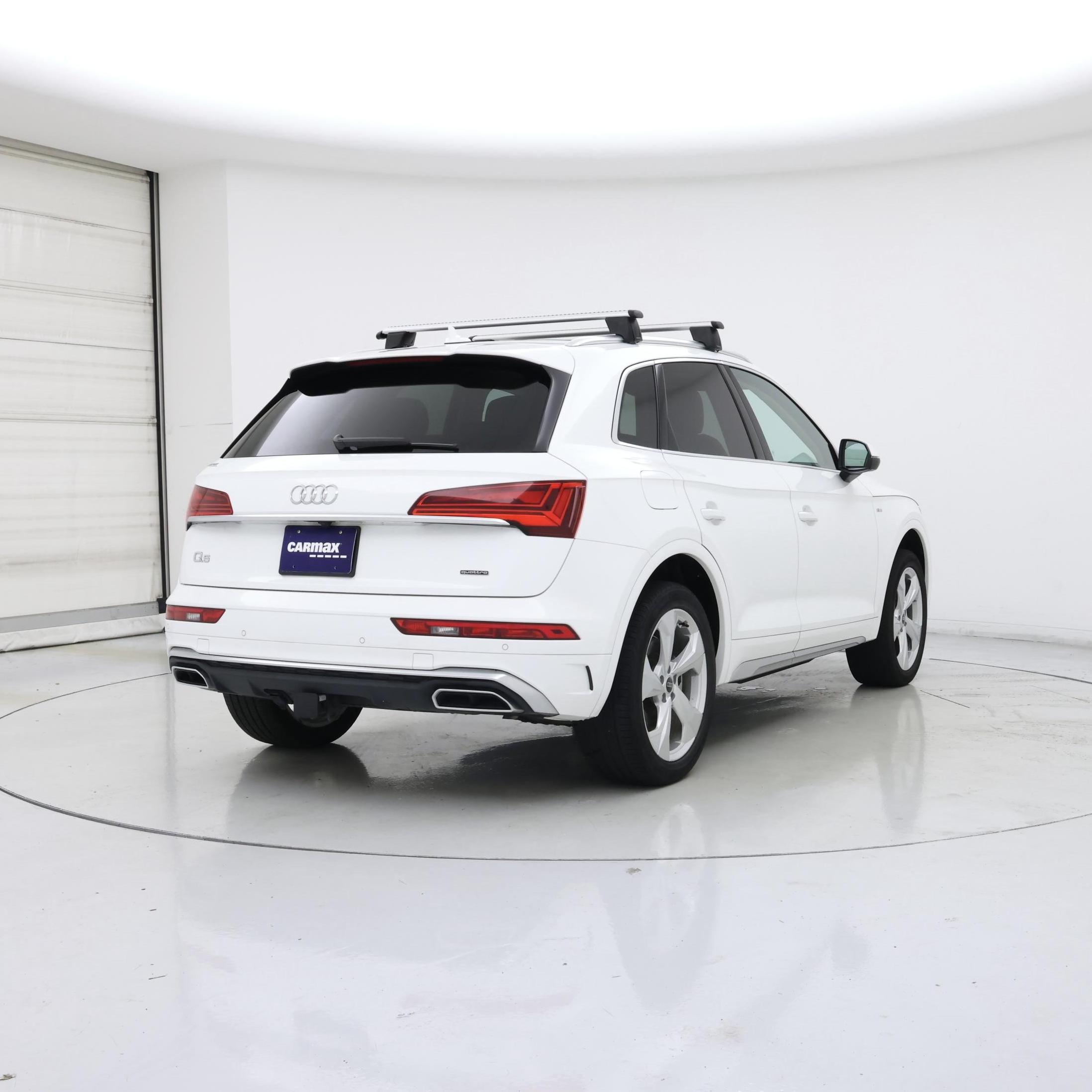 Thumbnail: 2023 Audi Q5 - 8
