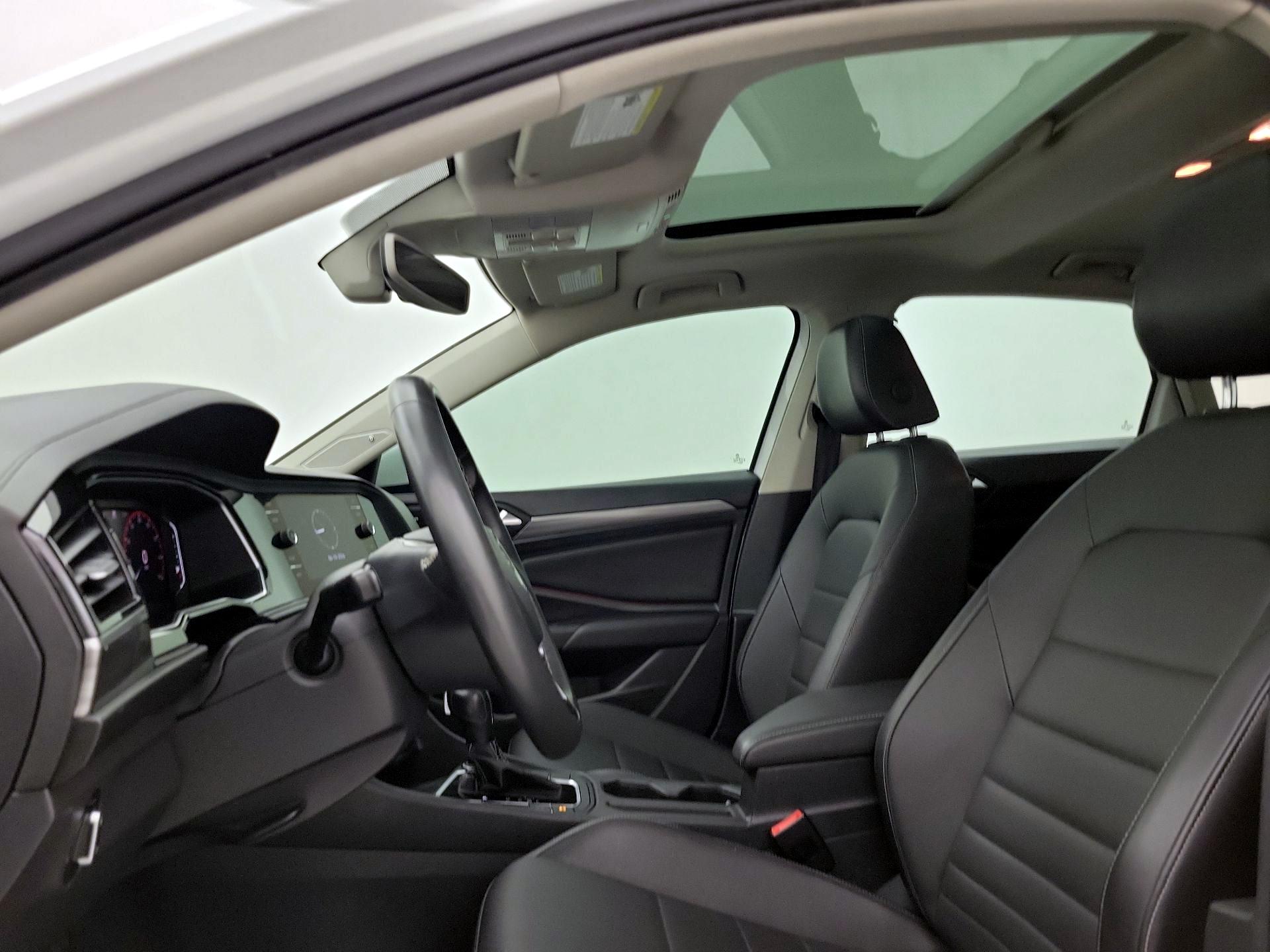 Thumbnail: 2021 Volkswagen Jetta - 19