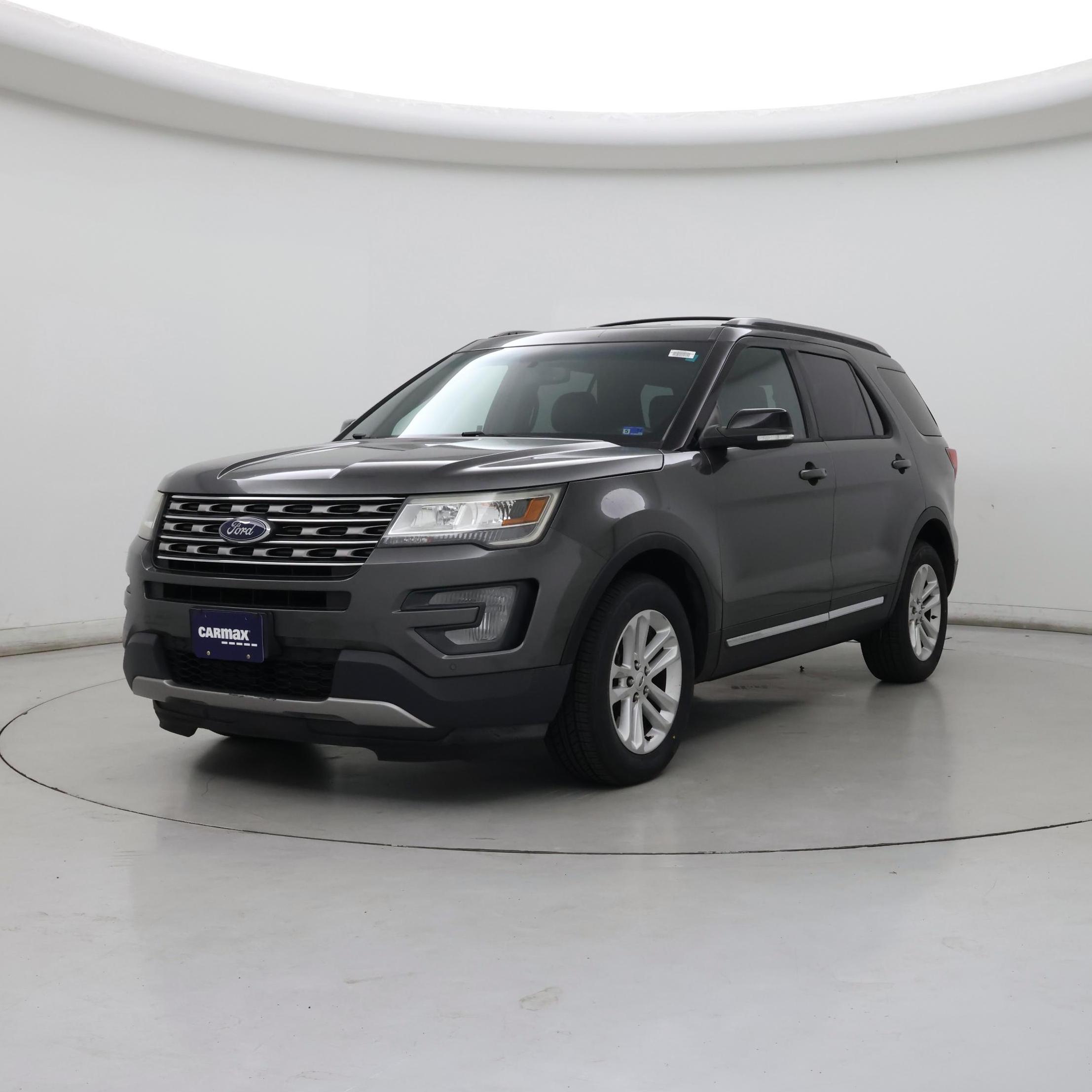 Thumbnail: 2017 Ford Explorer - 4