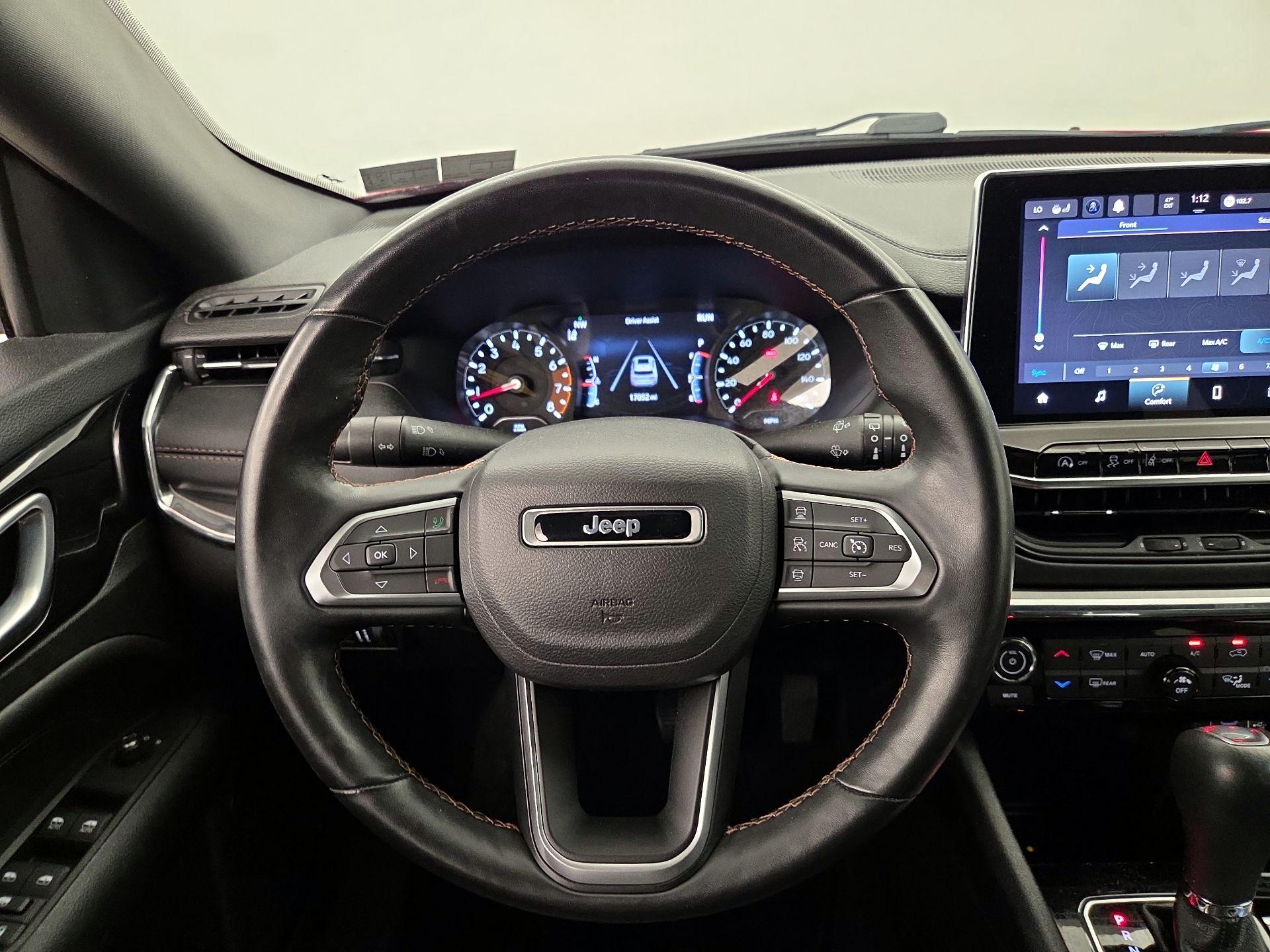 Thumbnail: 2022 Jeep Compass - 10