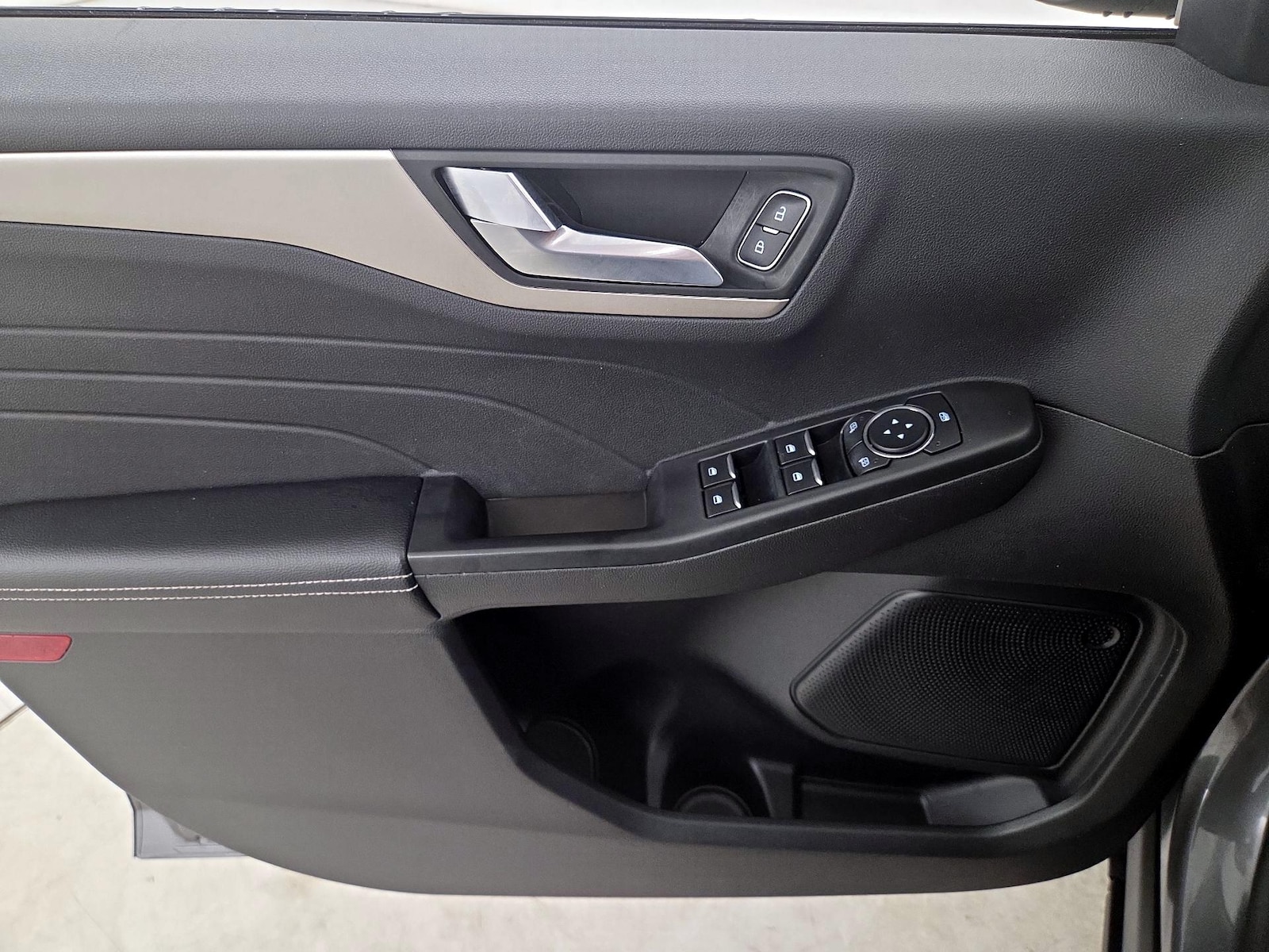 2022 Ford Escape SEL - Photo 13