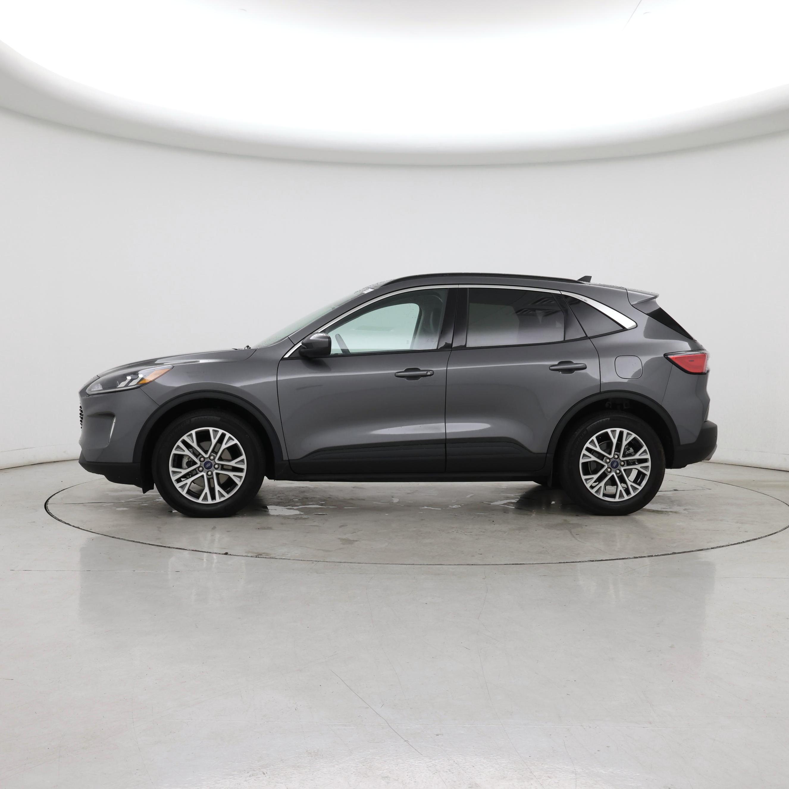 Thumbnail: 2022 Ford Escape - 3