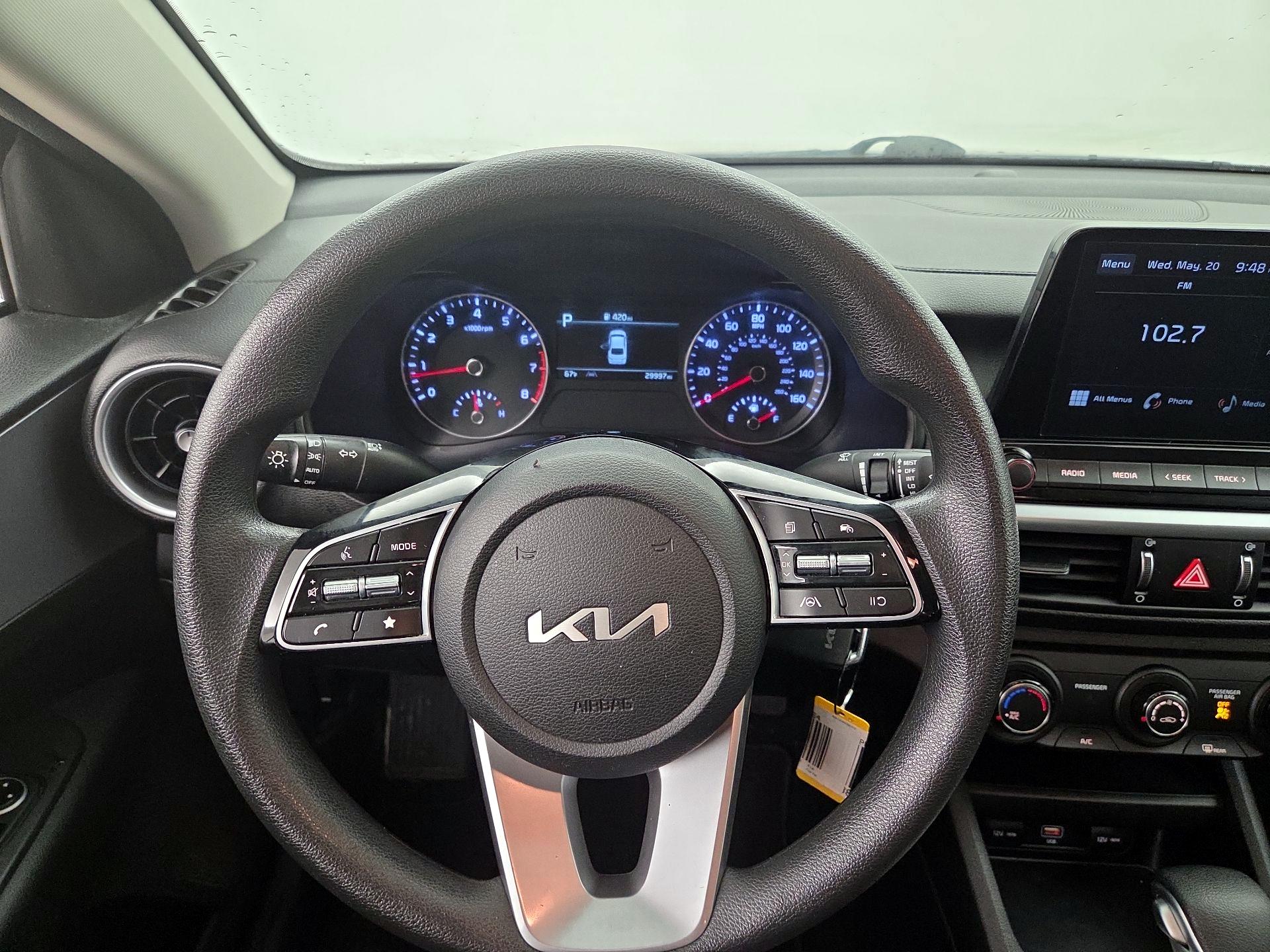 Thumbnail: 2023 Kia Forte - 10