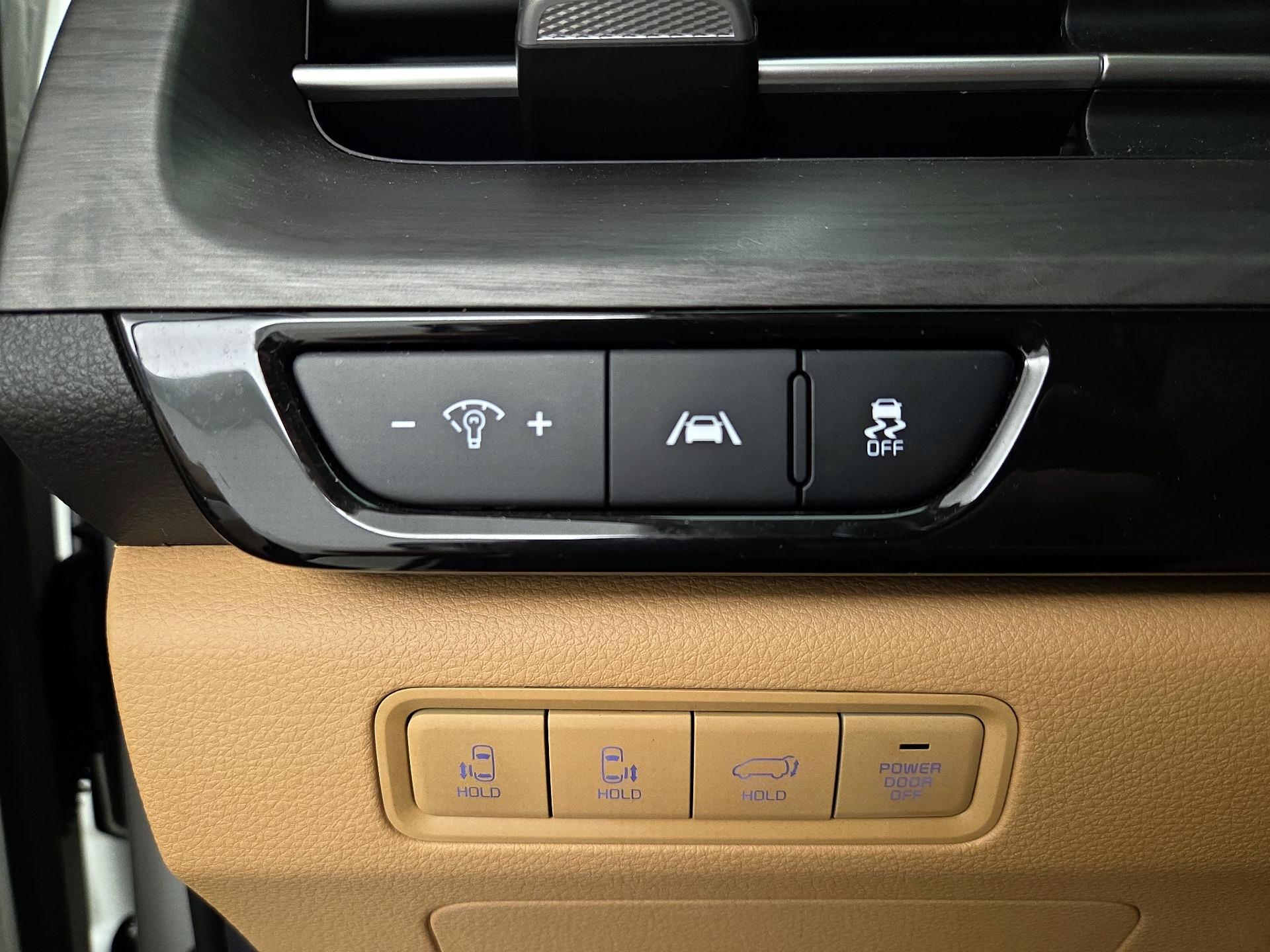 Thumbnail: 2024 Kia Carnival - 13