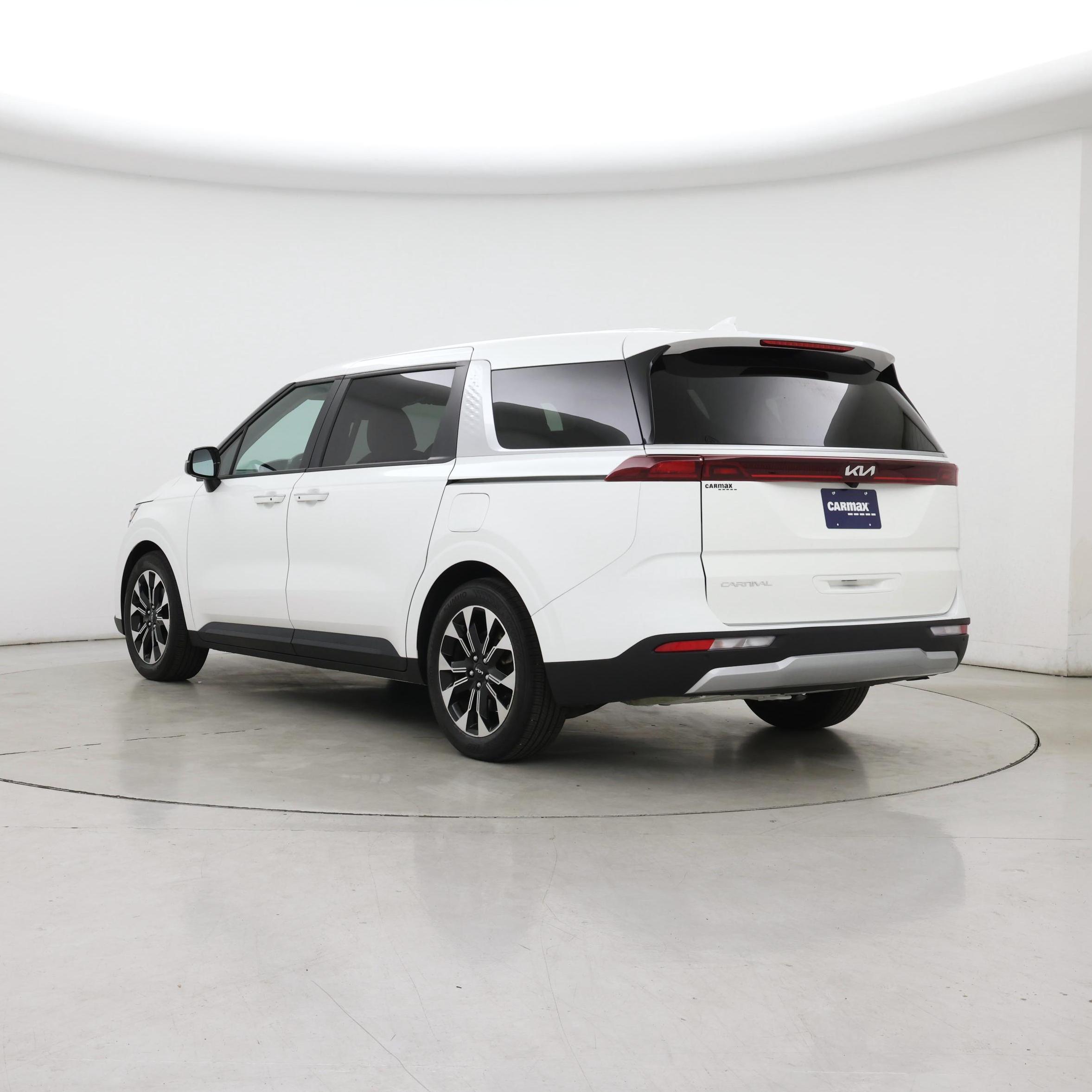 Thumbnail: 2024 Kia Carnival - 2