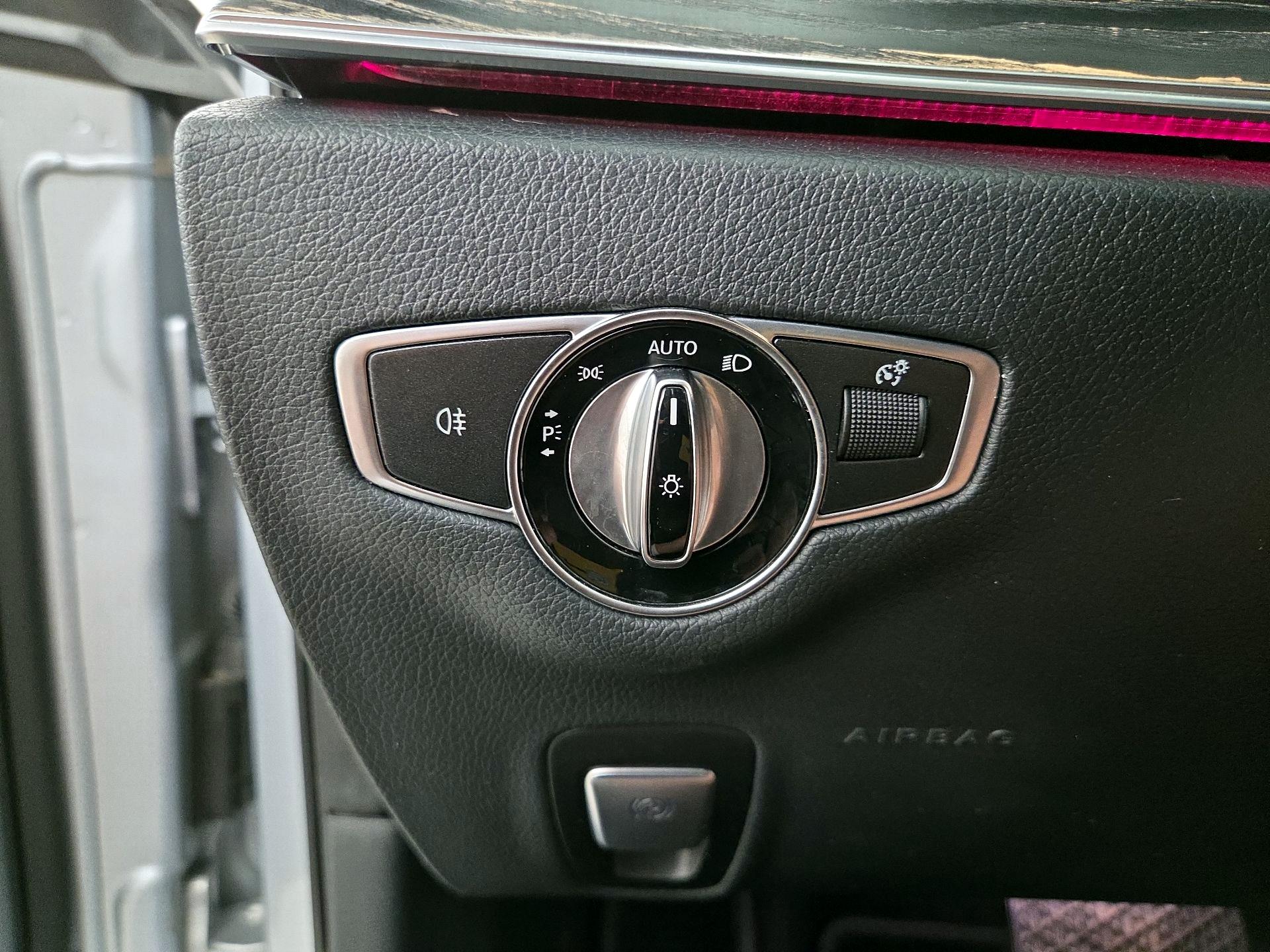 Thumbnail: 2021 Mercedes-Benz E-Class - 13