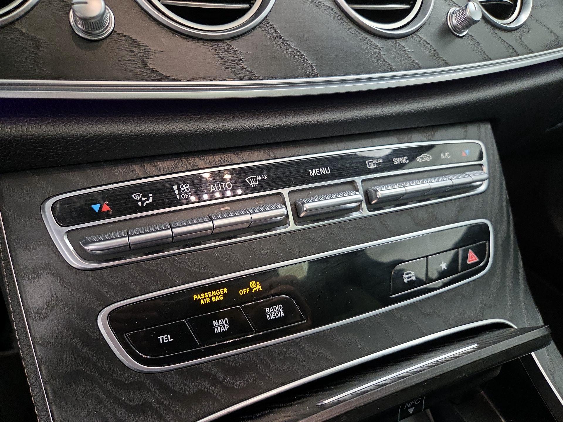Thumbnail: 2021 Mercedes-Benz E-Class - 17