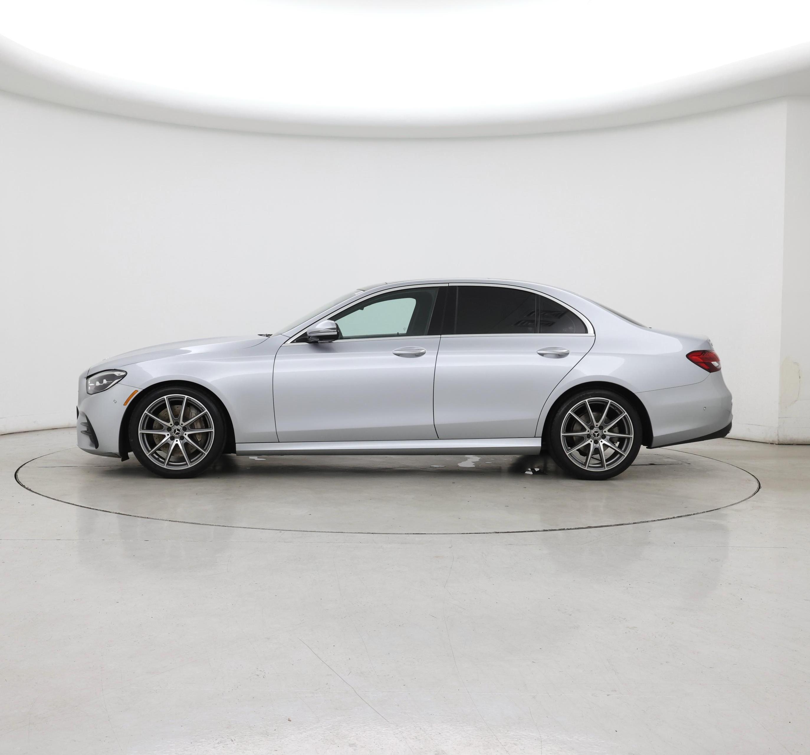 Thumbnail: 2021 Mercedes-Benz E-Class - 3