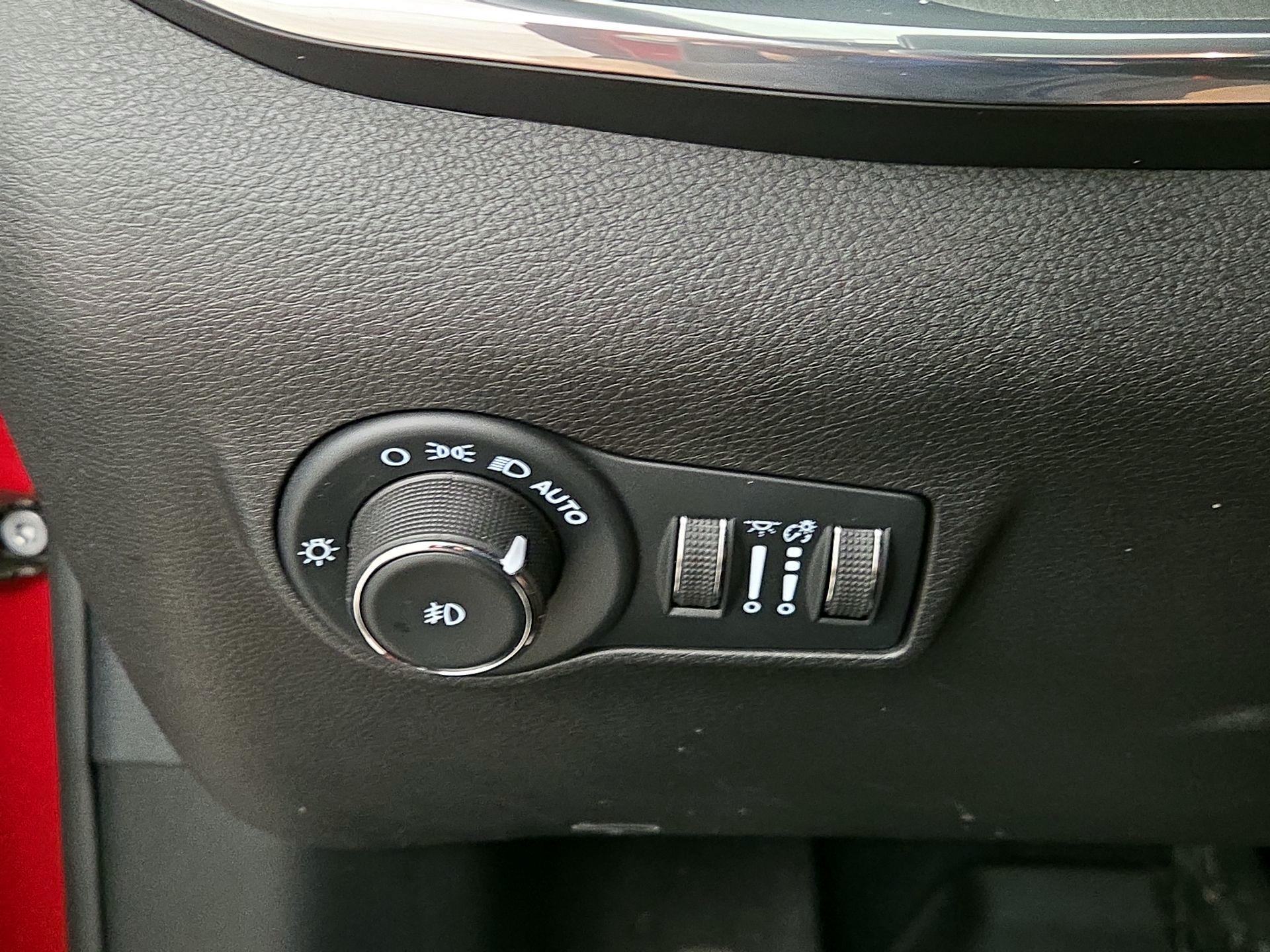 Thumbnail: 2023 Jeep Compass - 13