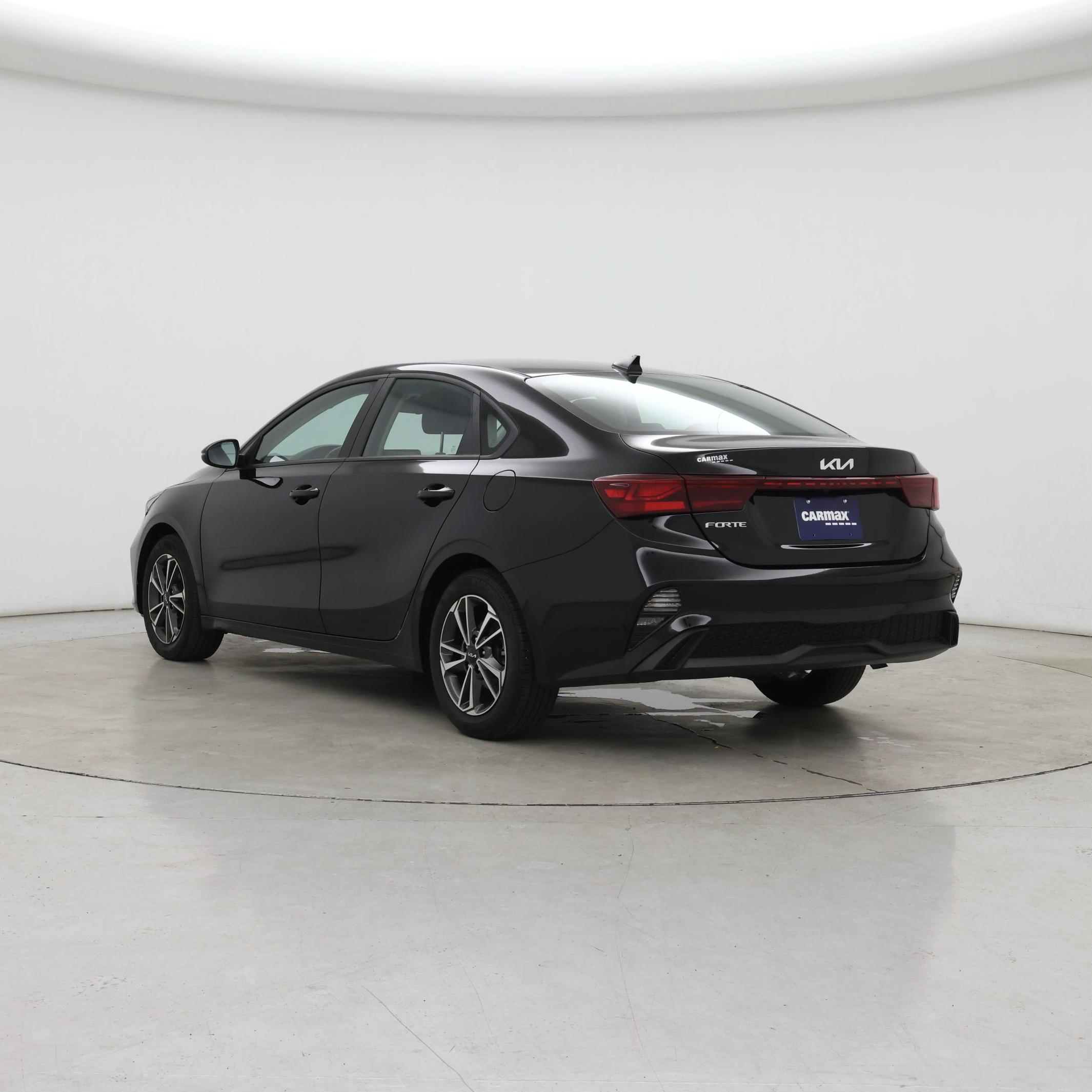 Thumbnail: 2023 Kia Forte - 2
