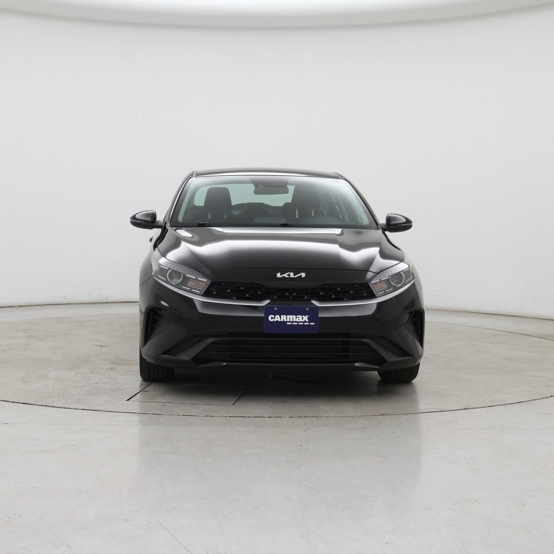 Thumbnail: 2023 Kia Forte - 5