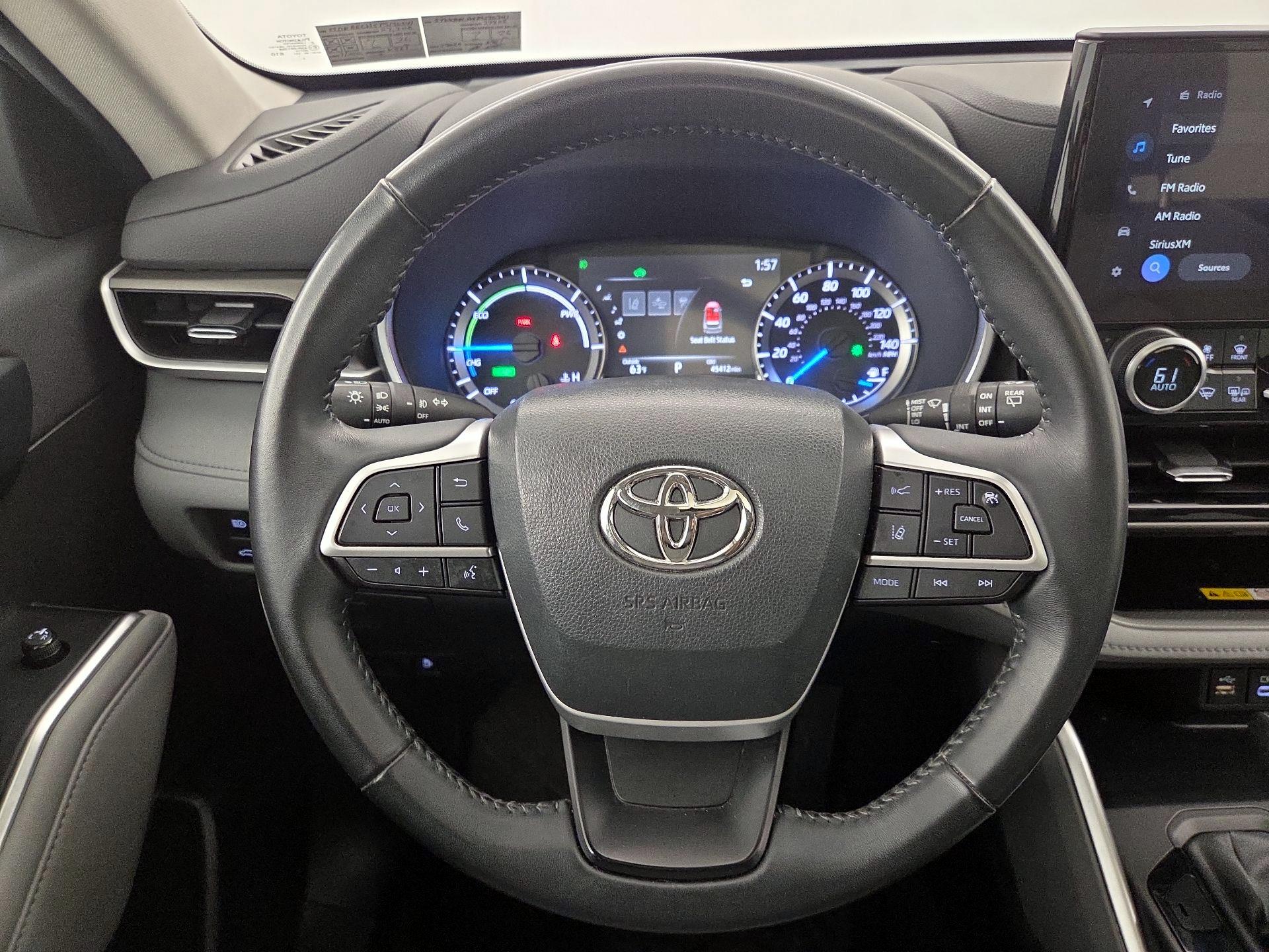 Thumbnail: 2023 Toyota Highlander - 10