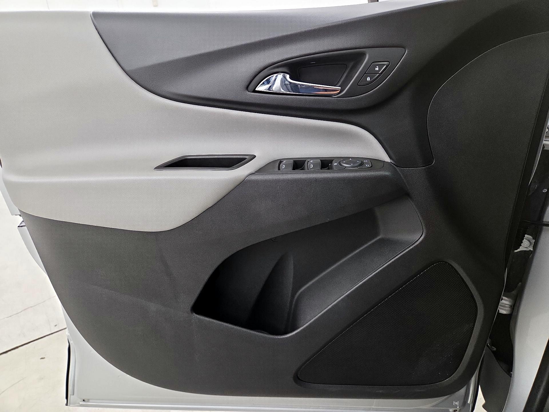 Thumbnail: 2021 Chevrolet Equinox - 12