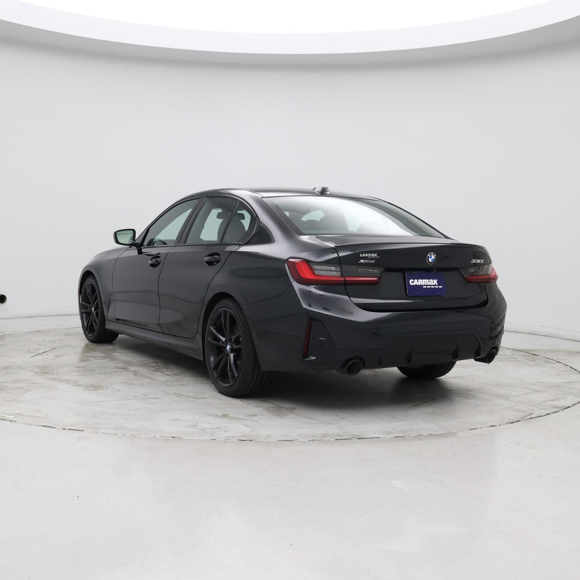 Thumbnail: 2023 BMW 3 Series - 3