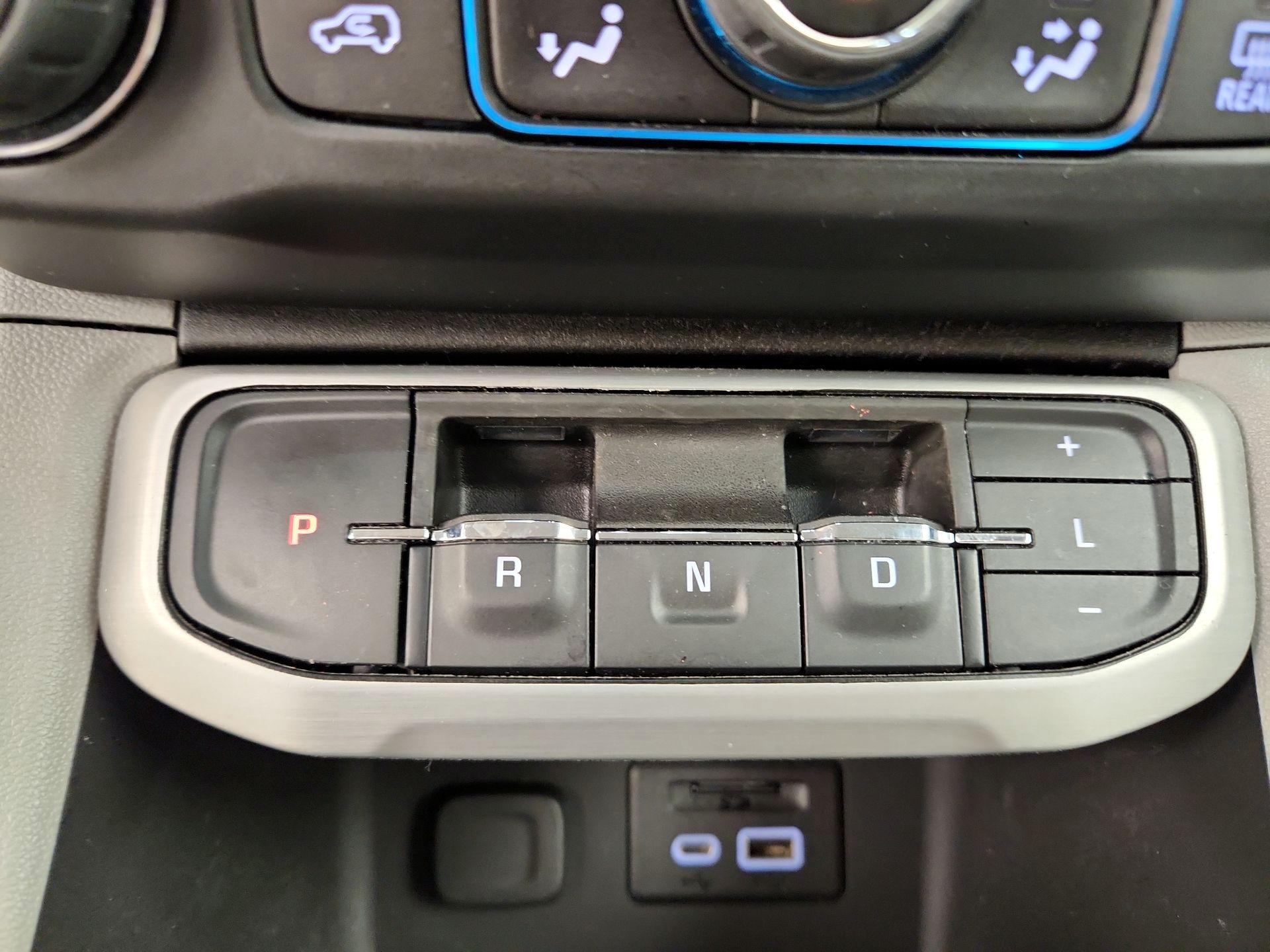 Thumbnail: 2023 GMC Acadia - 17