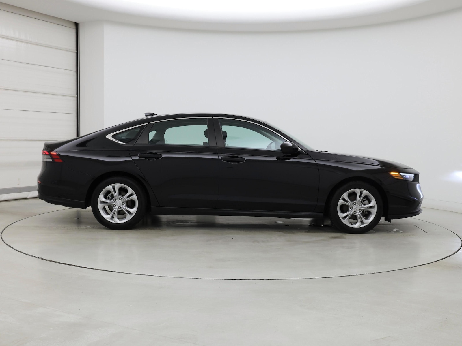 2023 Honda Accord LX - Photo 8