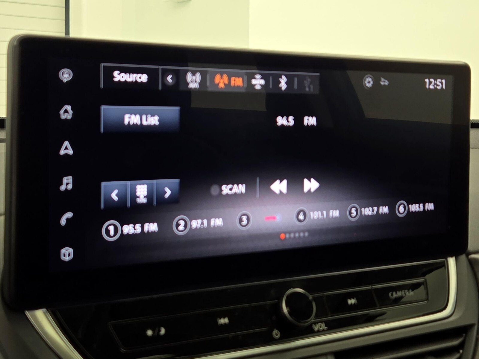 2023 Nissan Altima SV - Photo 17