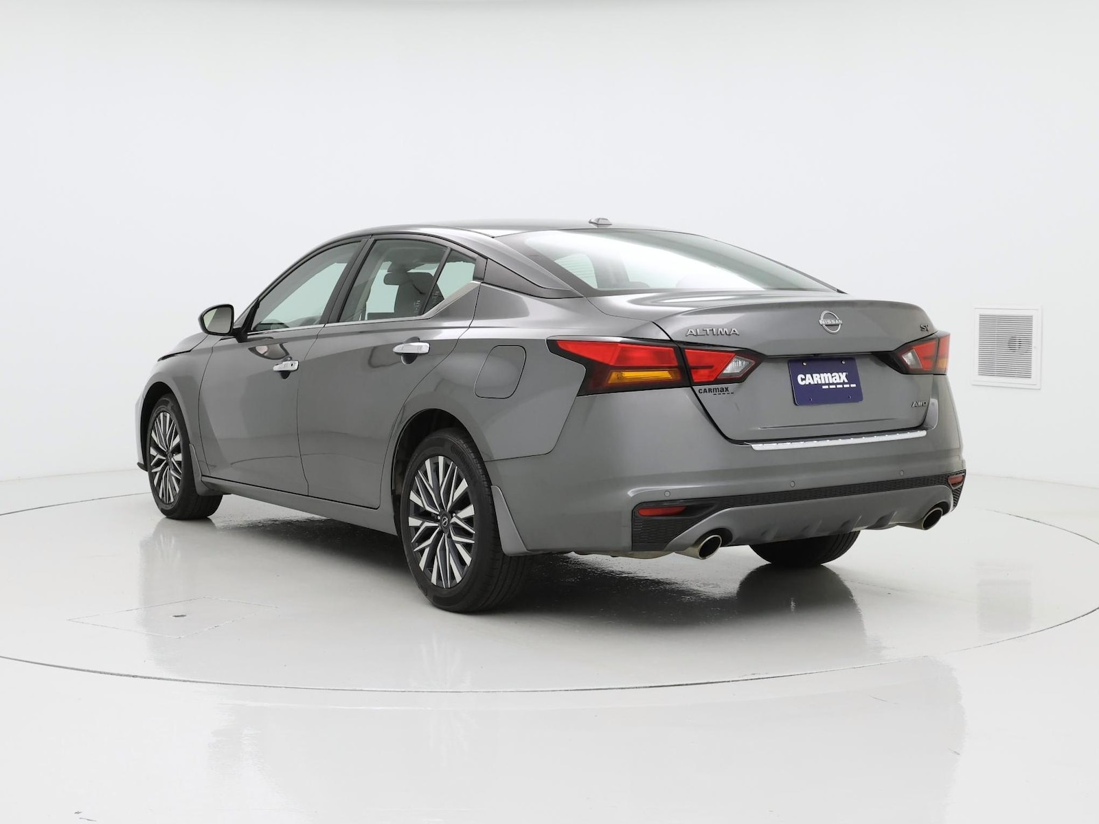 2023 Nissan Altima SV - Photo 3