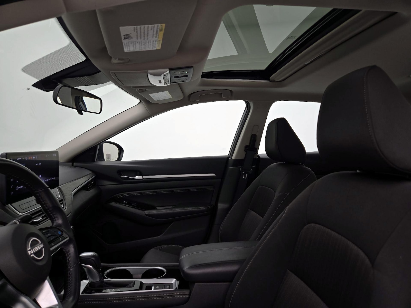2023 Nissan Altima SV - Photo 21
