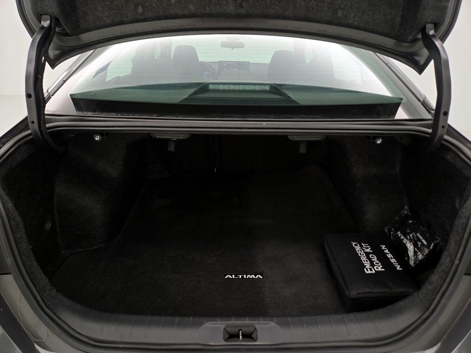 2023 Nissan Altima SV - Photo 23