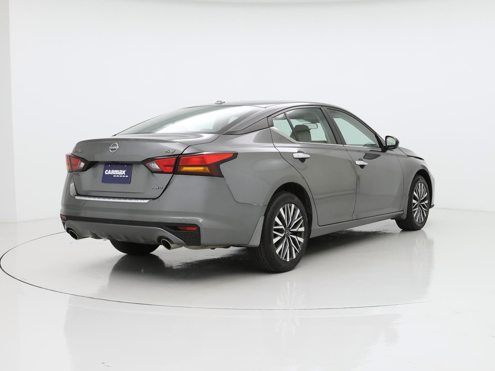 2023 Nissan Altima SV - Photo 9