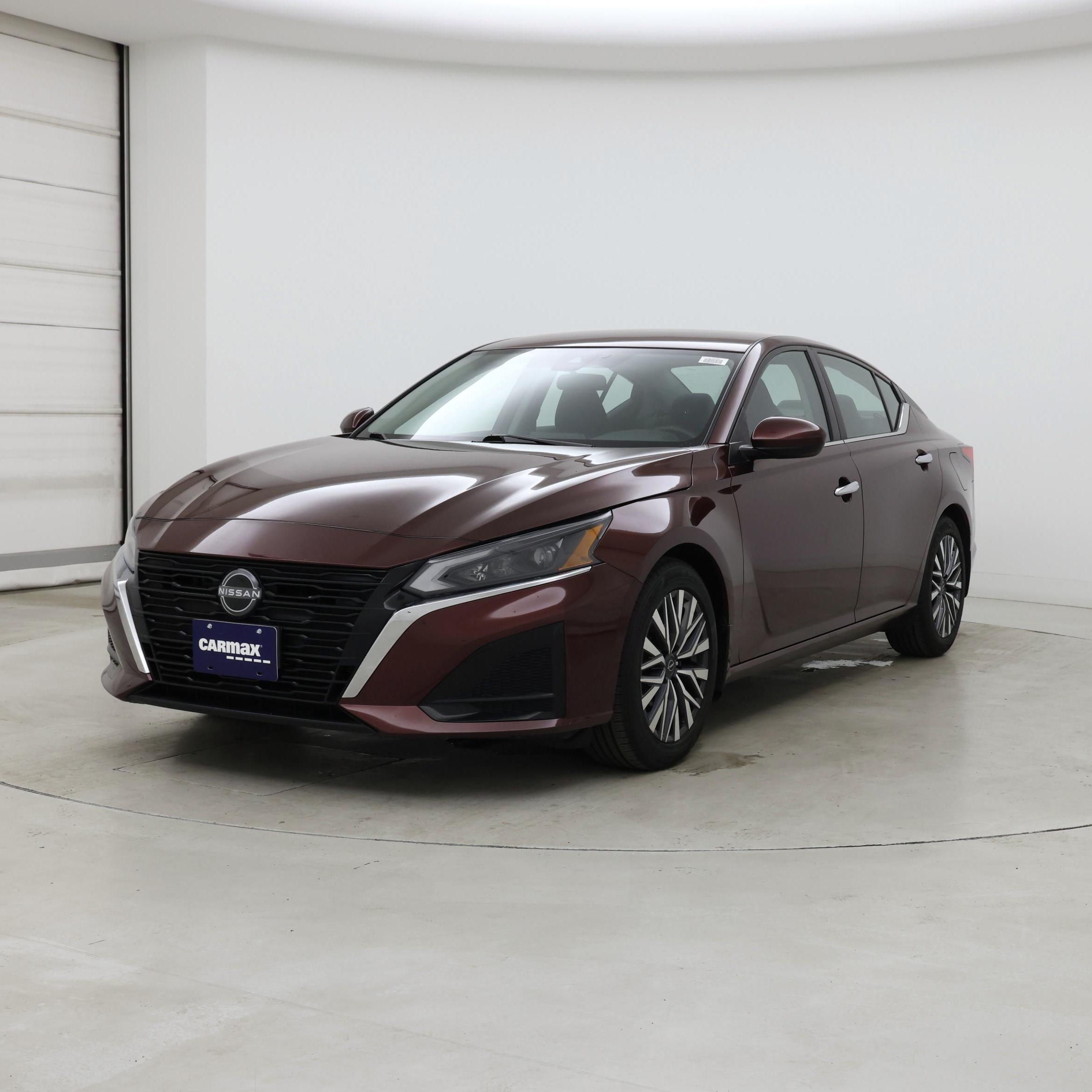 Thumbnail: 2023 Nissan Altima - 4